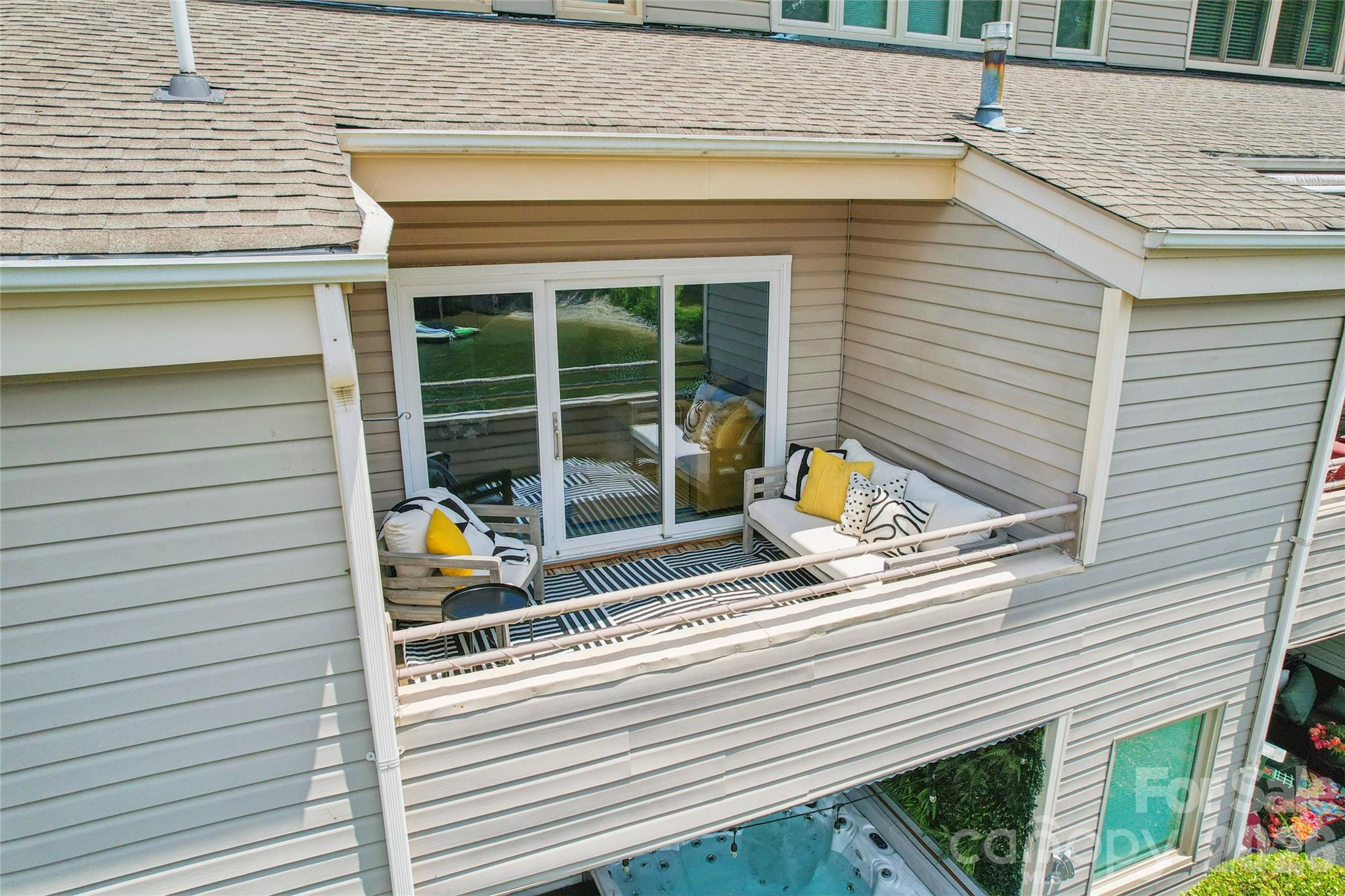 14039 Queens Harbor Road