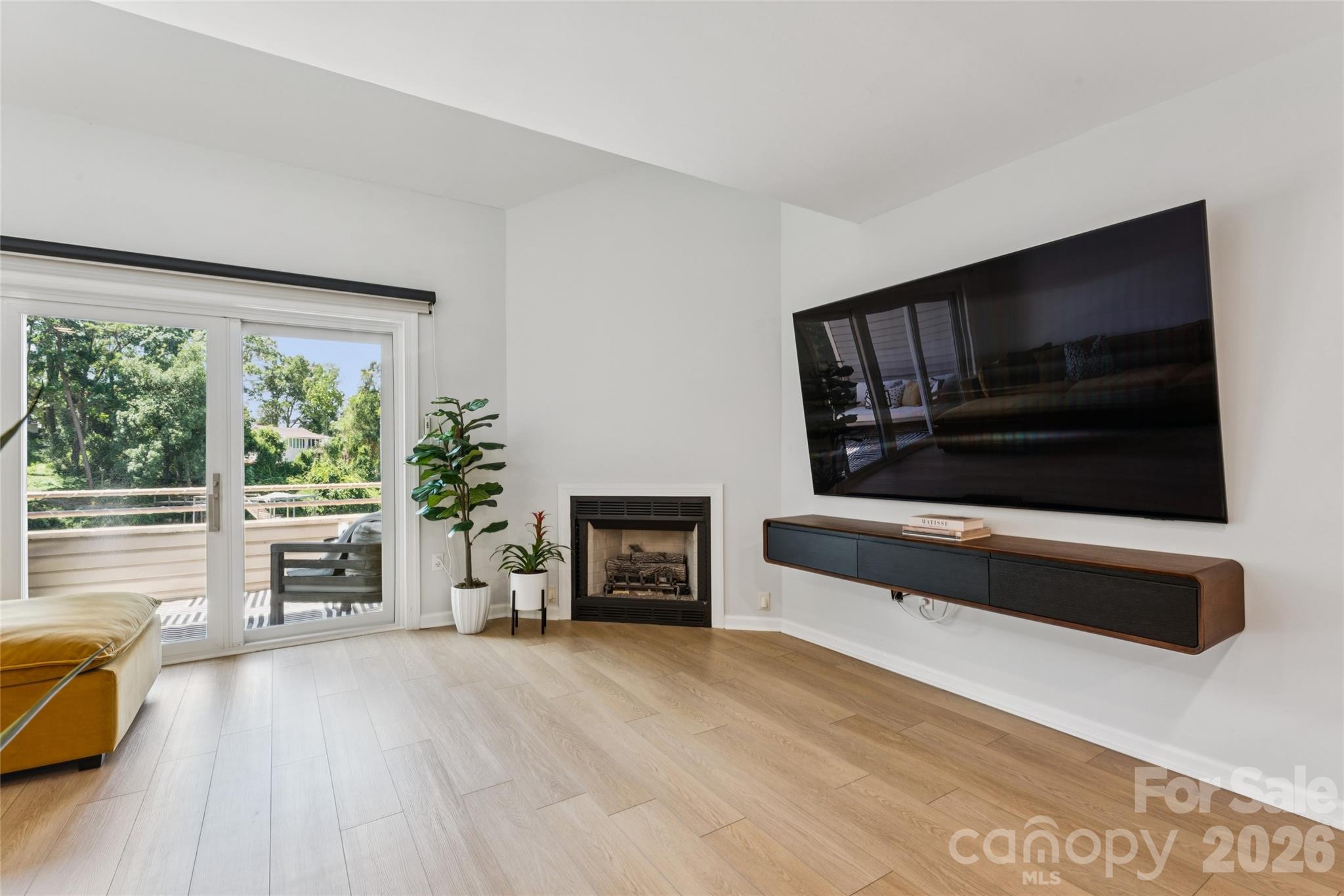 14039 Queens Harbor Road