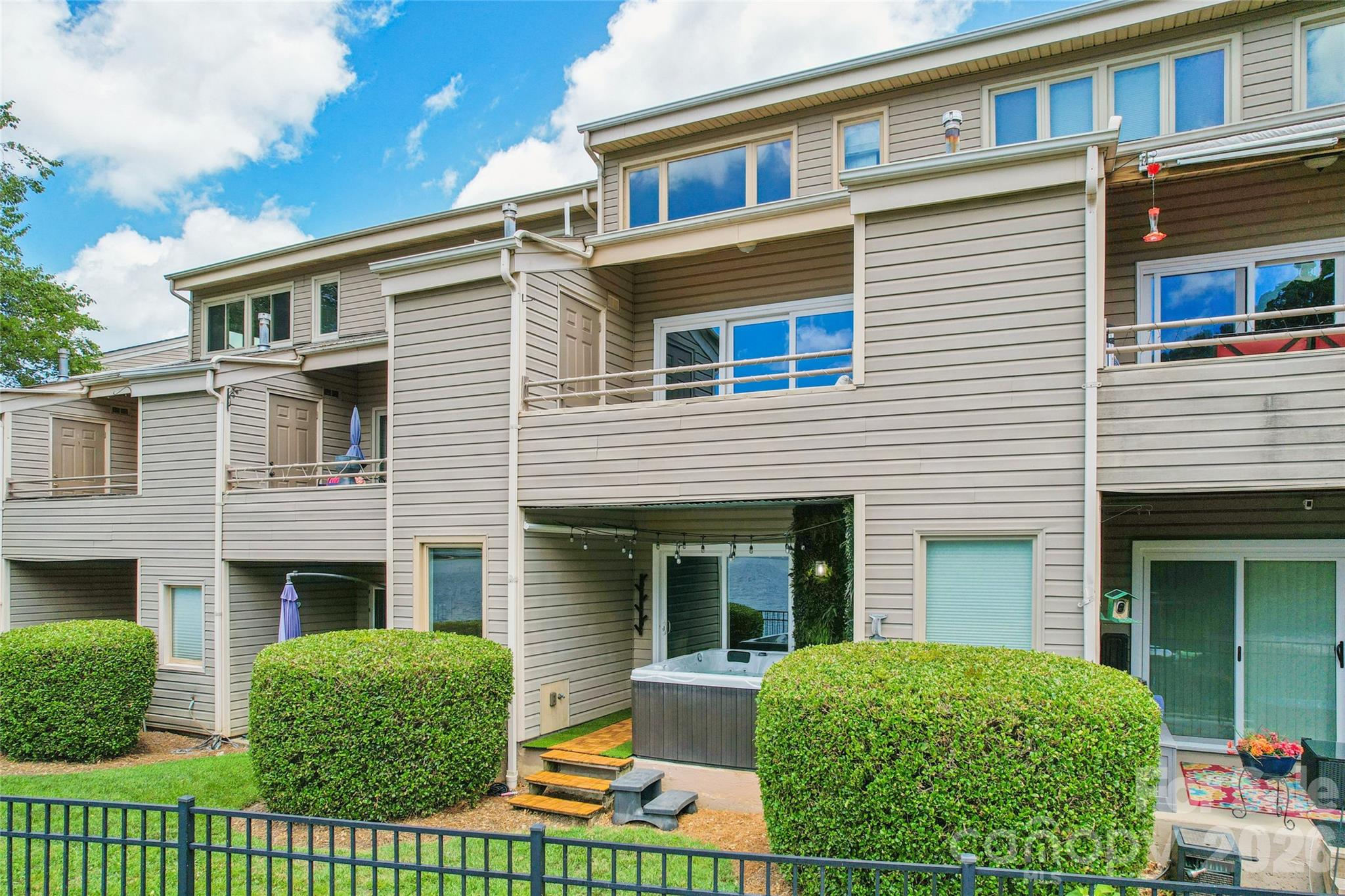 14039 Queens Harbor Road