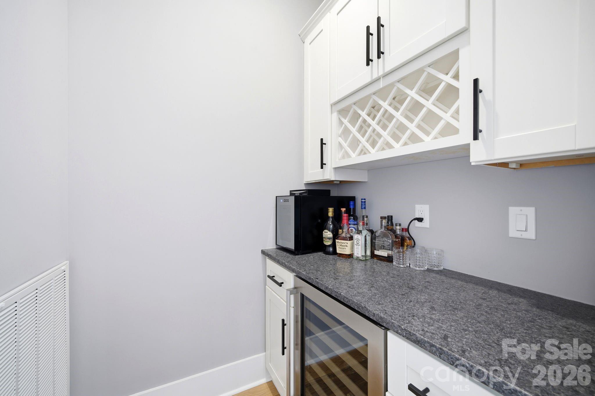 342 Kenway Loop