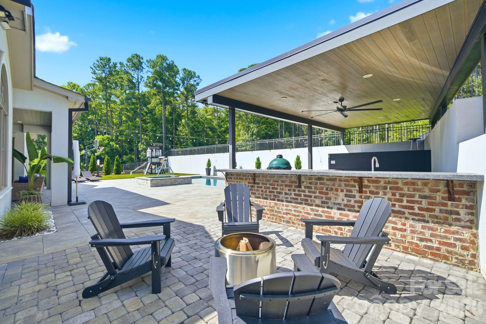 342 Kenway Loop