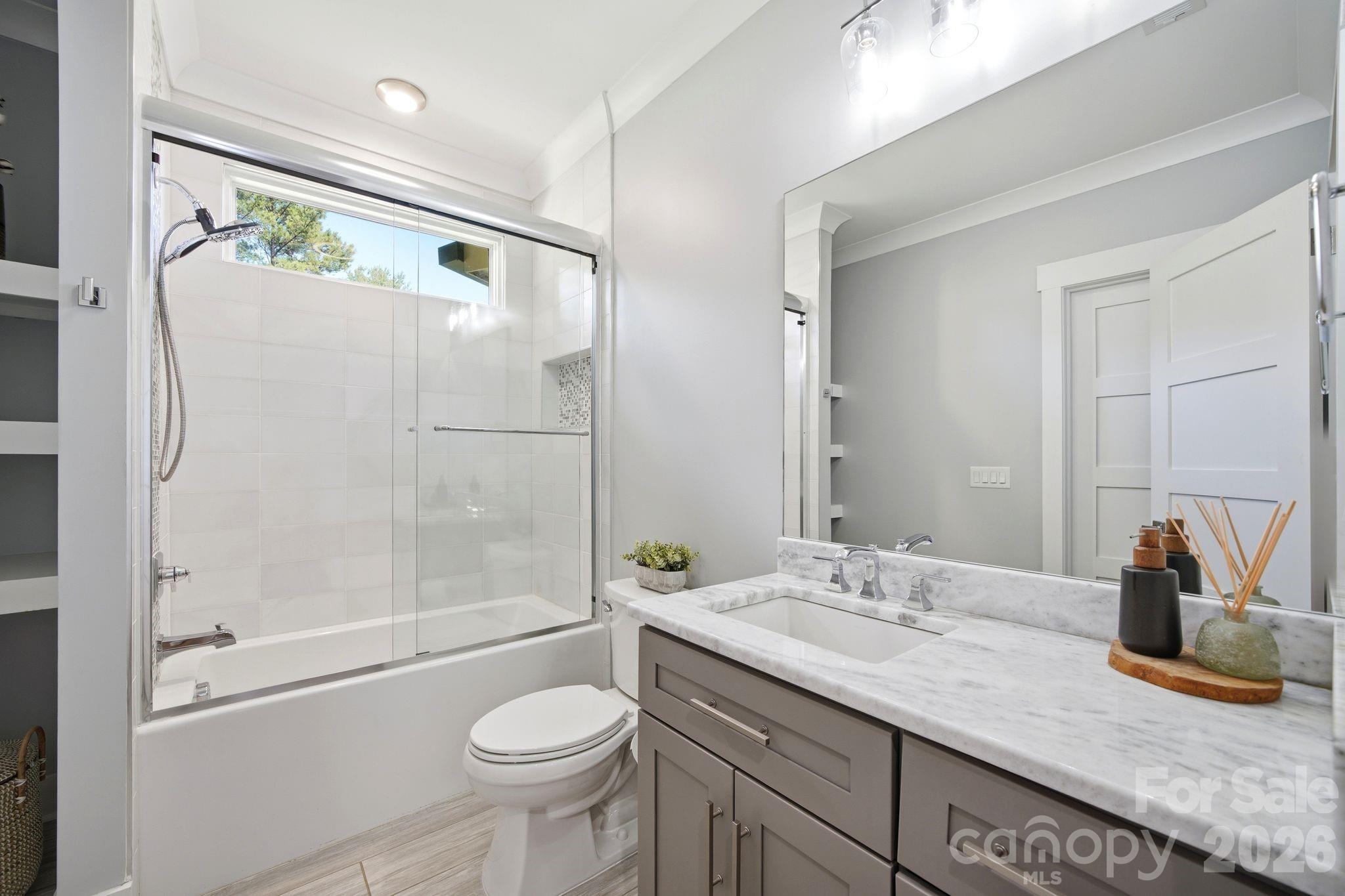 342 Kenway Loop