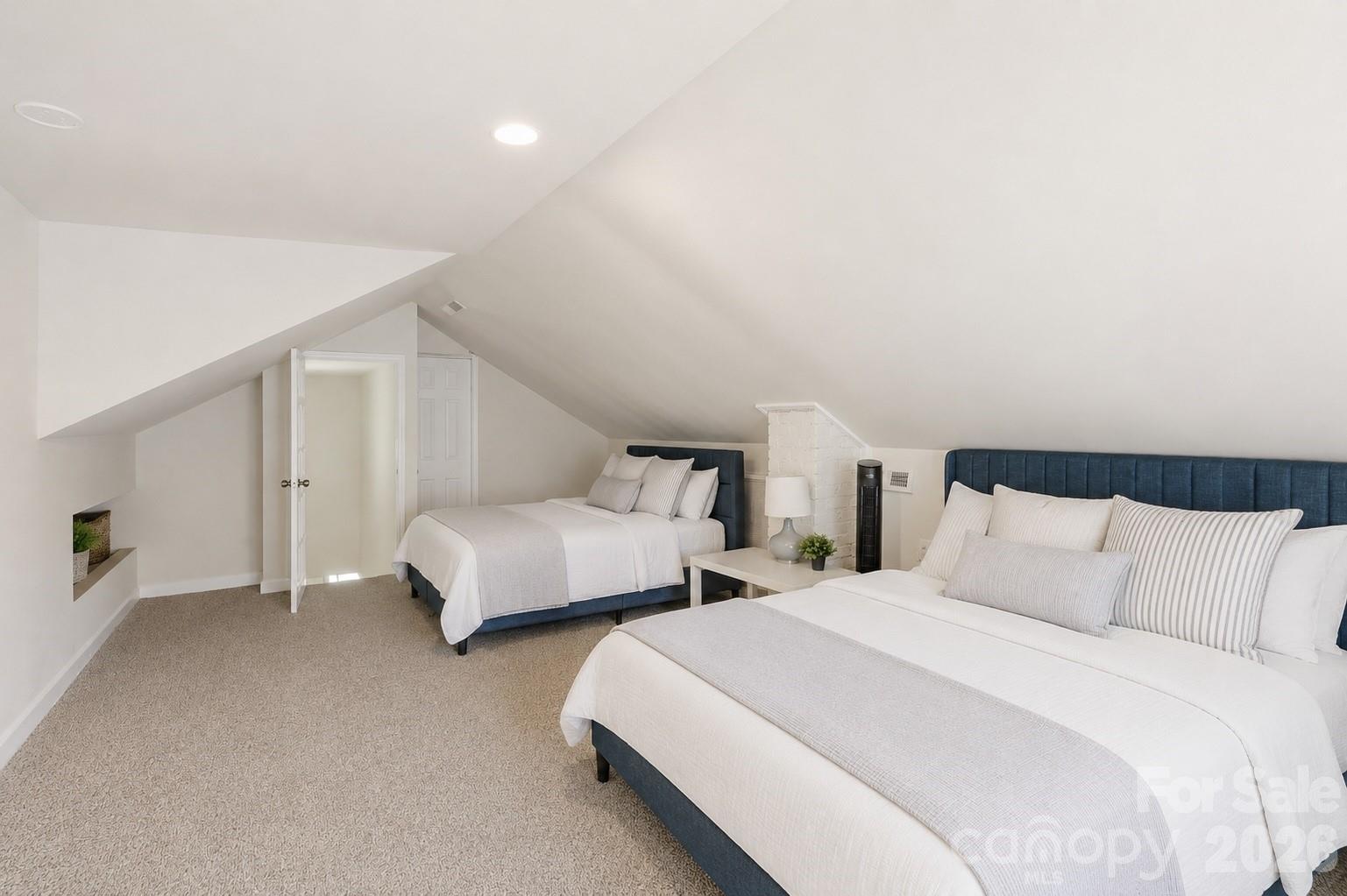 209 Grandin Road