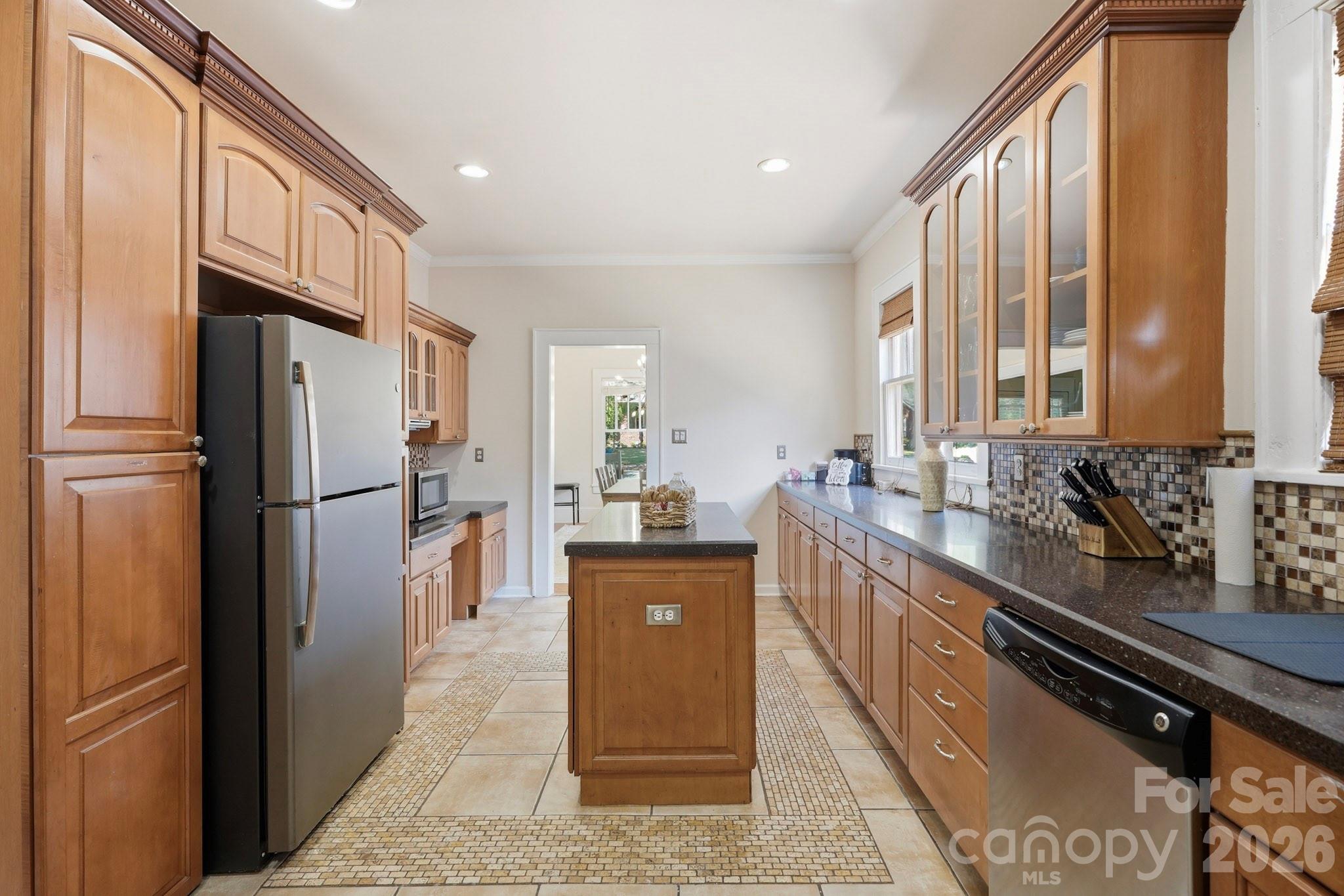 209 Grandin Road