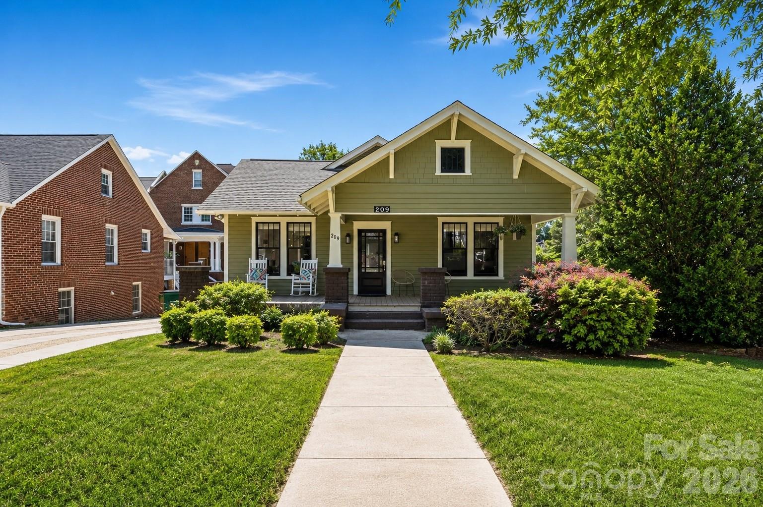 209 Grandin Road