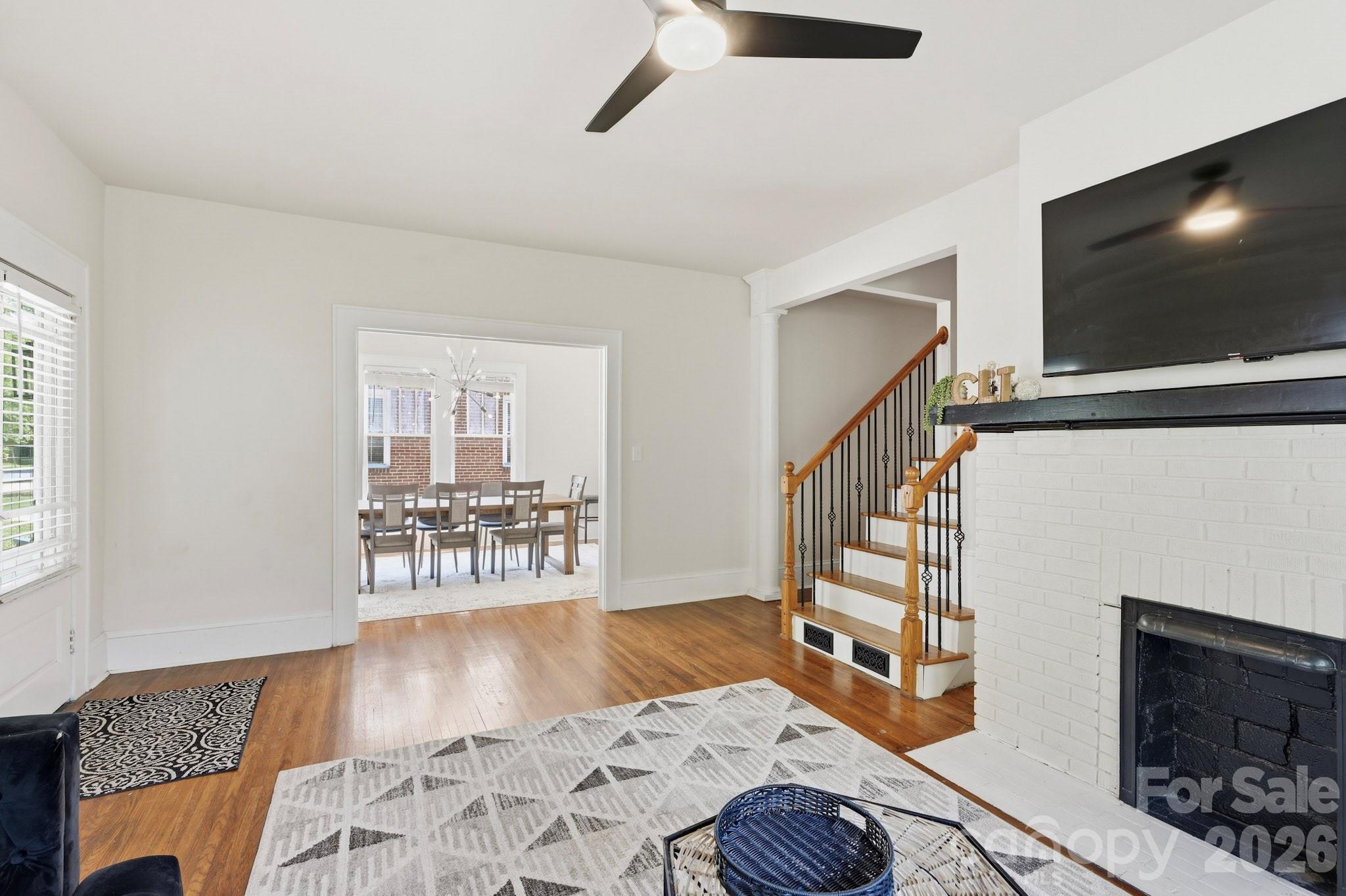 209 Grandin Road