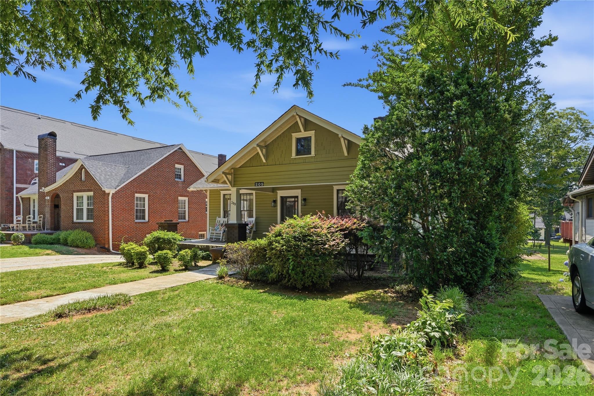209 Grandin Road
