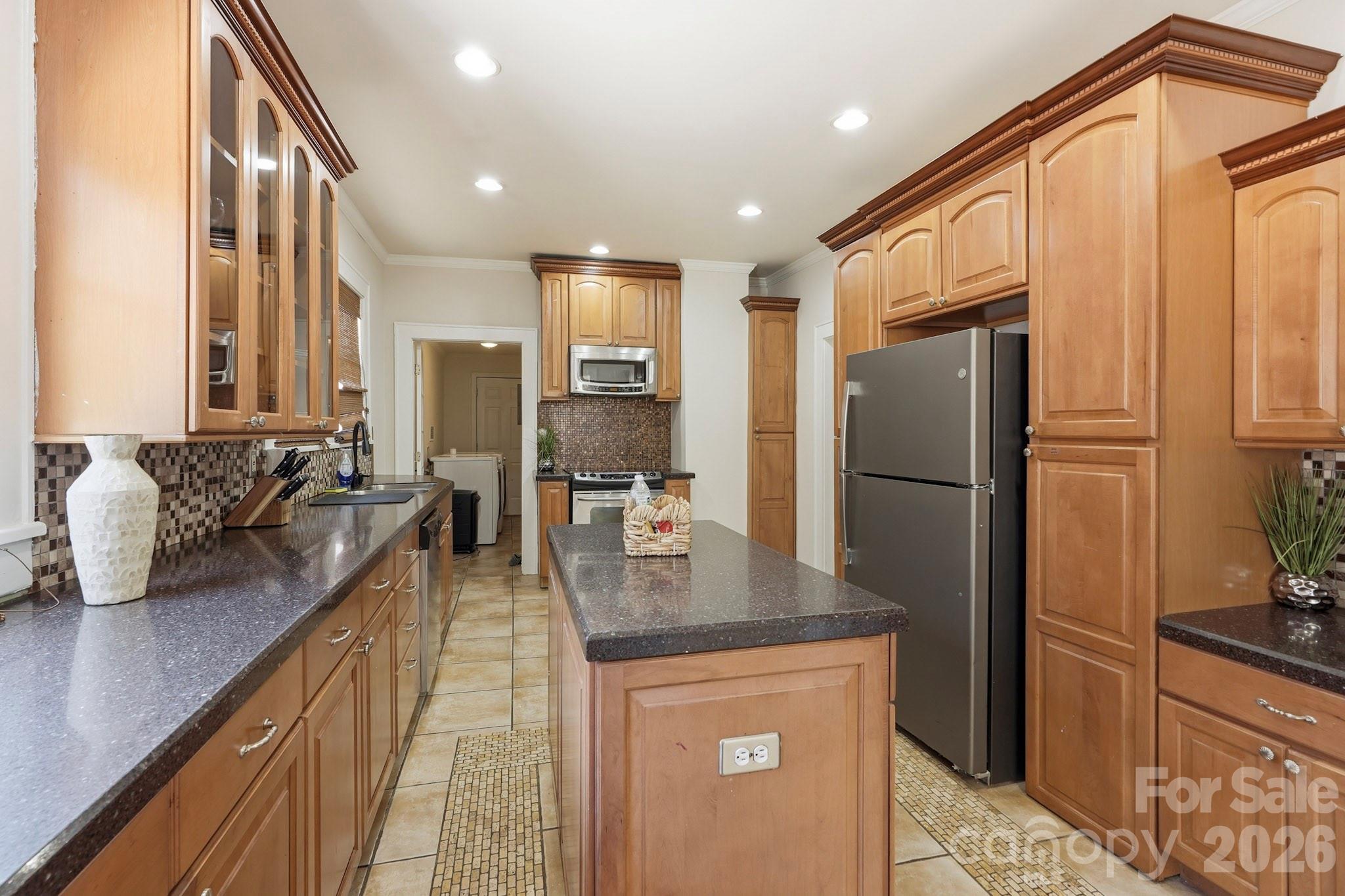 209 Grandin Road