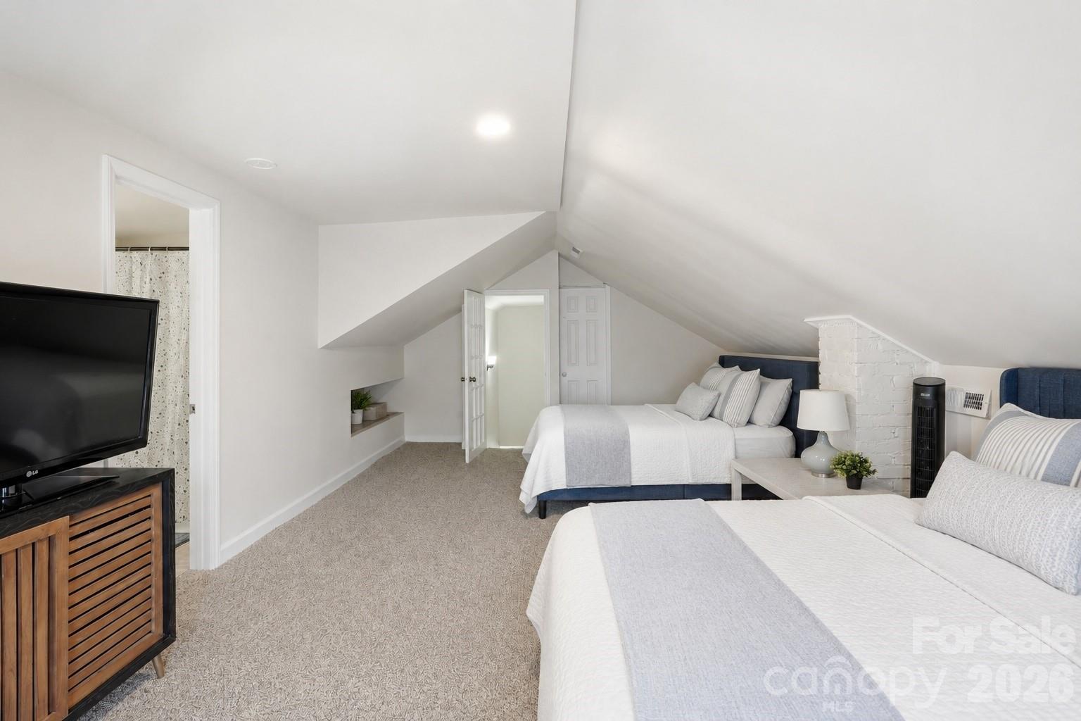209 Grandin Road