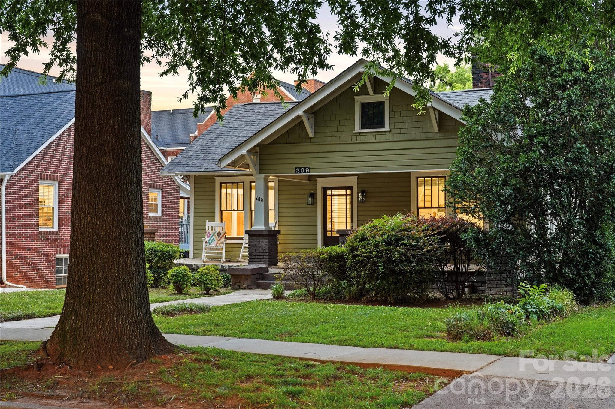 209 Grandin Road