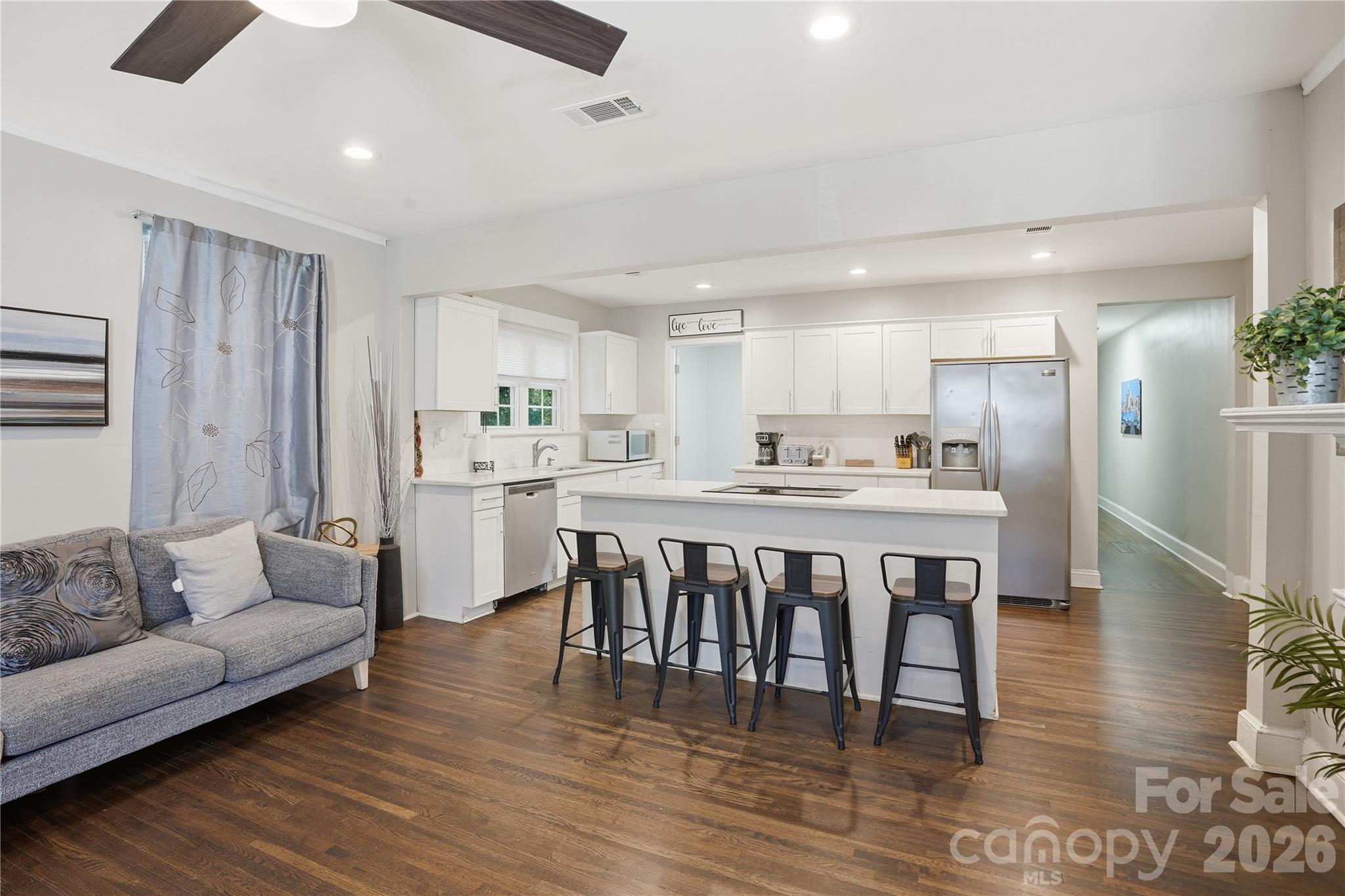 1411/1413 W 4th Street