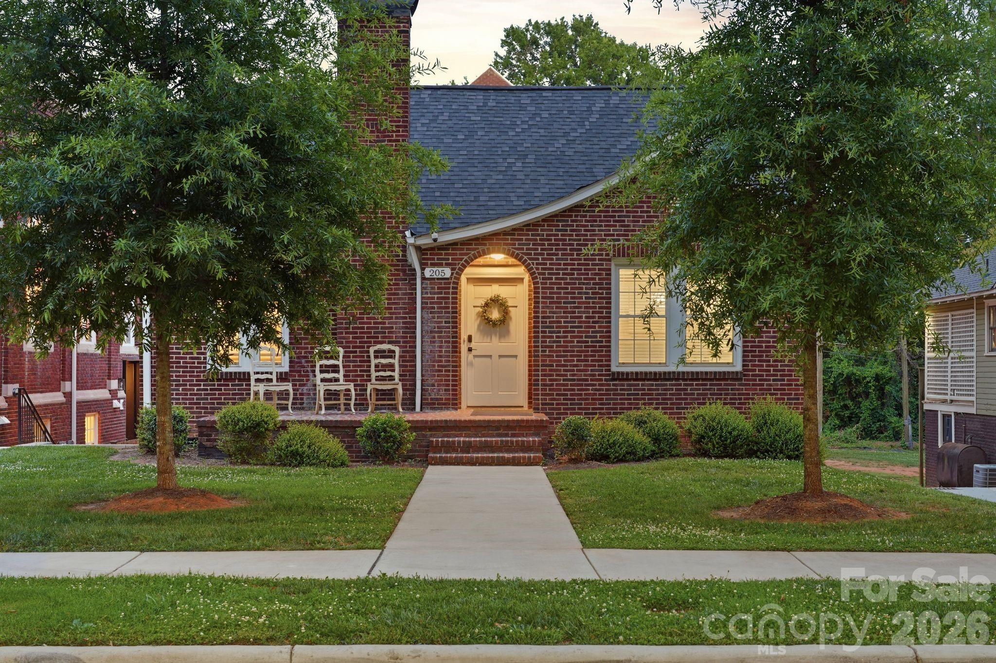 205 Grandin Road