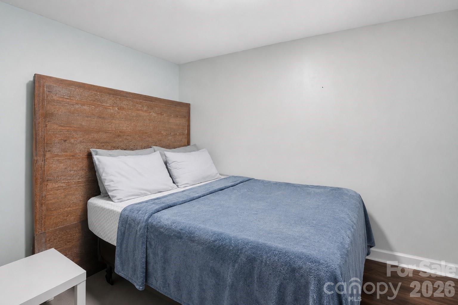 1411/1413 W 4th Street