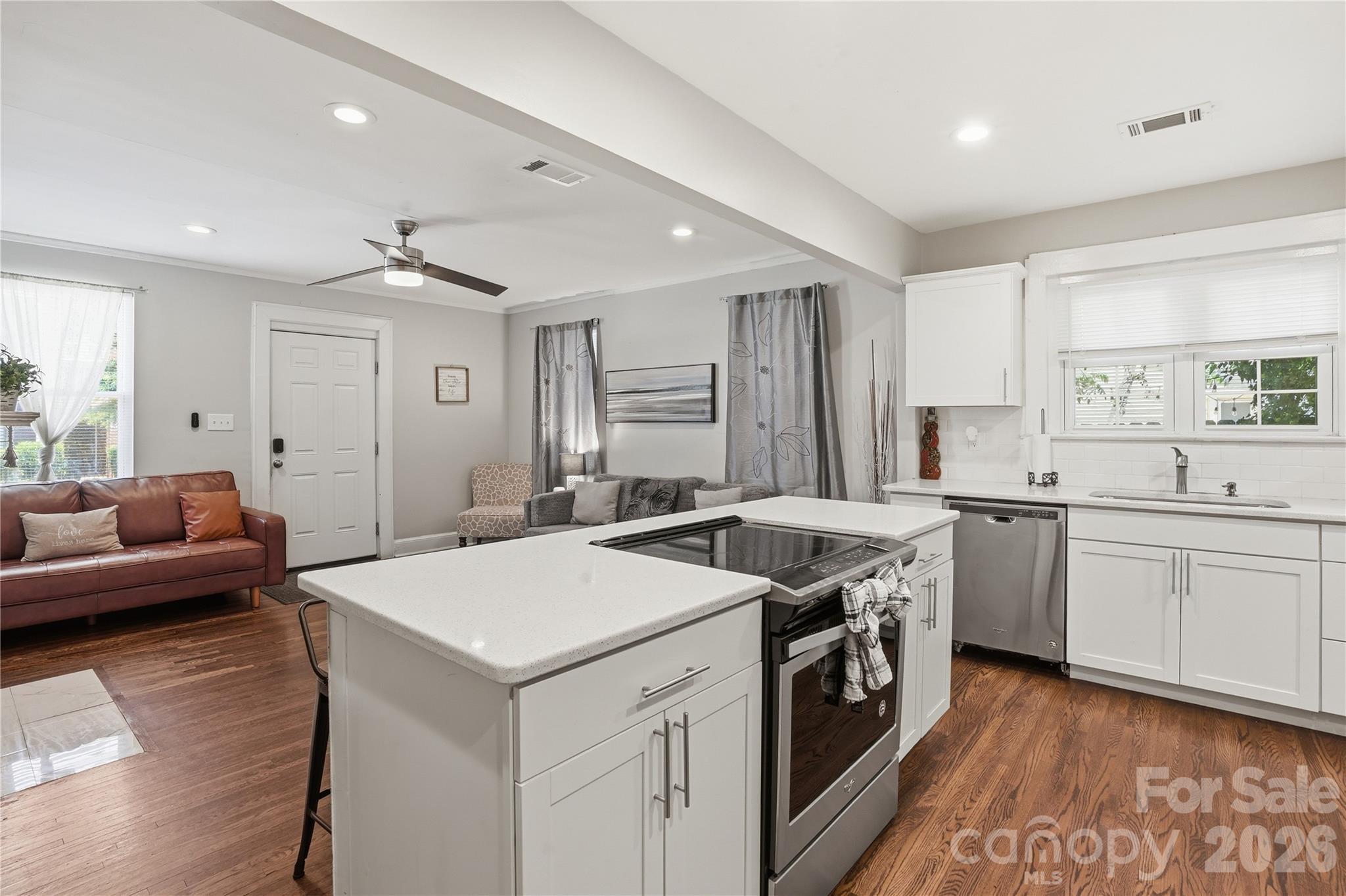 1411/1413 W 4th Street