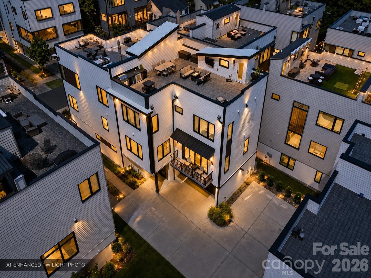 1004 Westbrook Drive