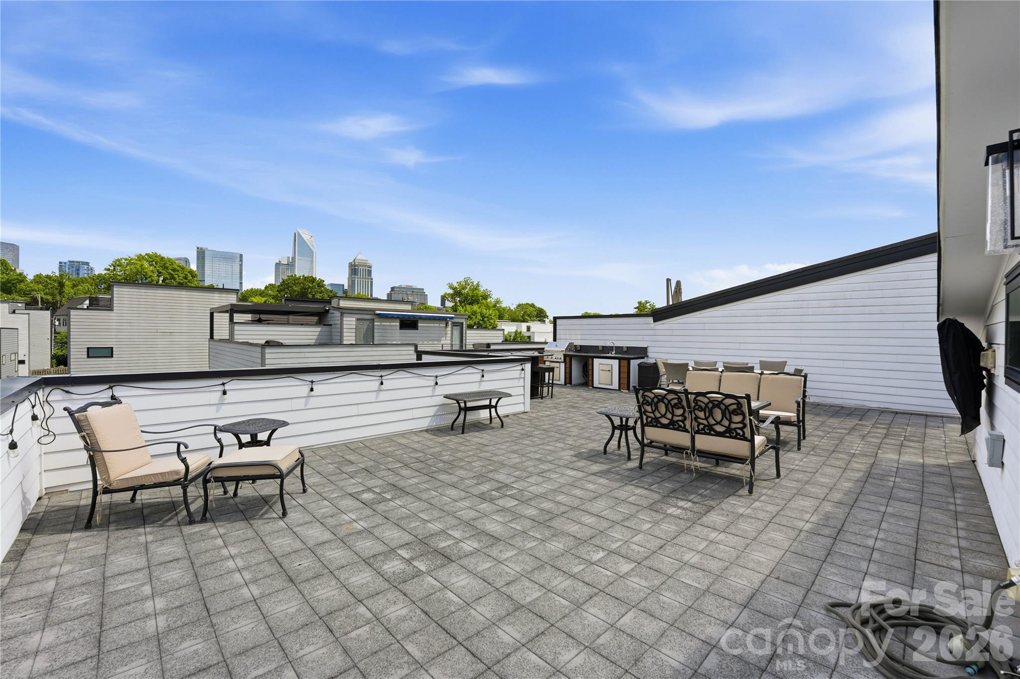 1004 Westbrook Drive