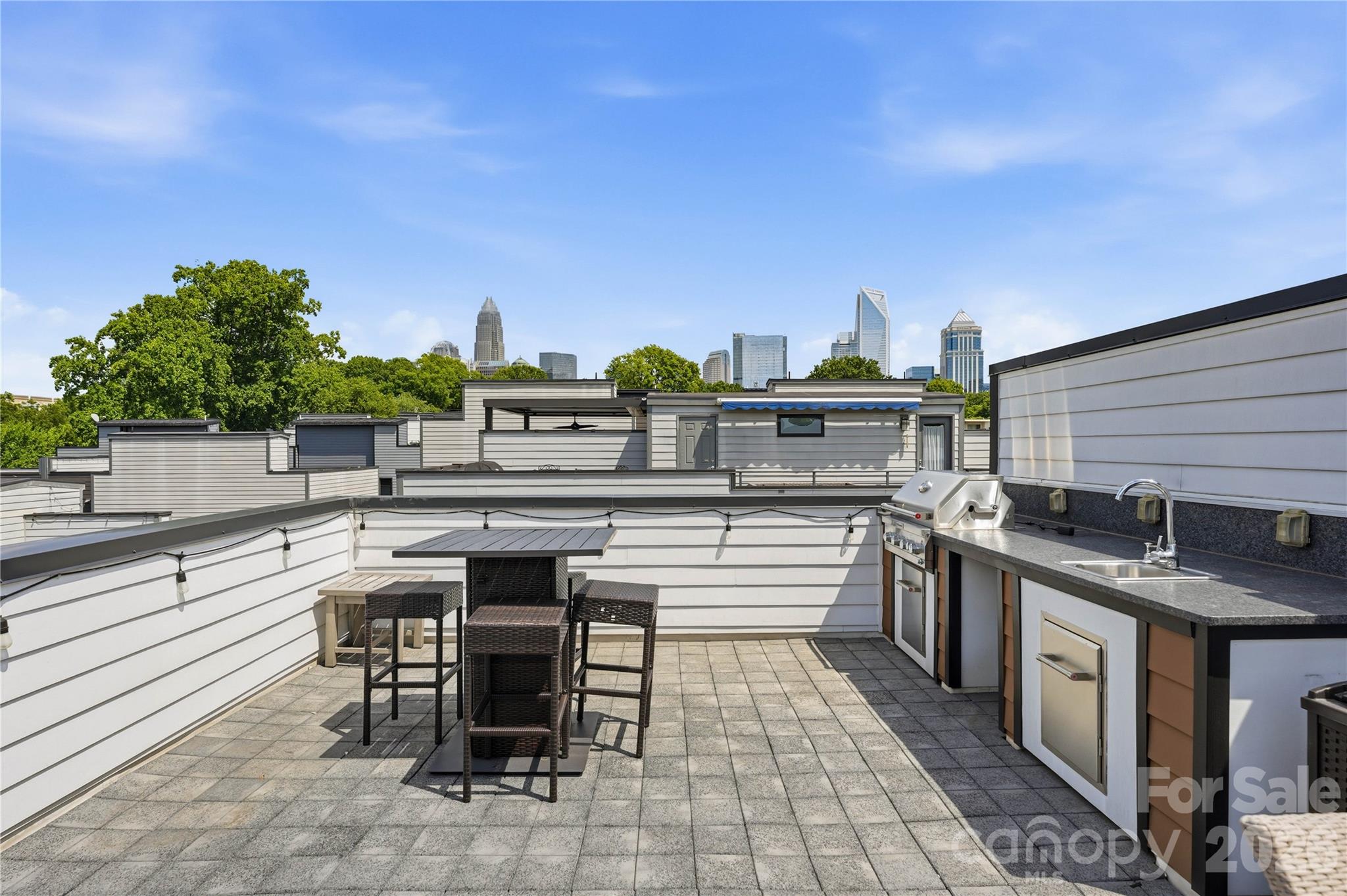 1004 Westbrook Drive