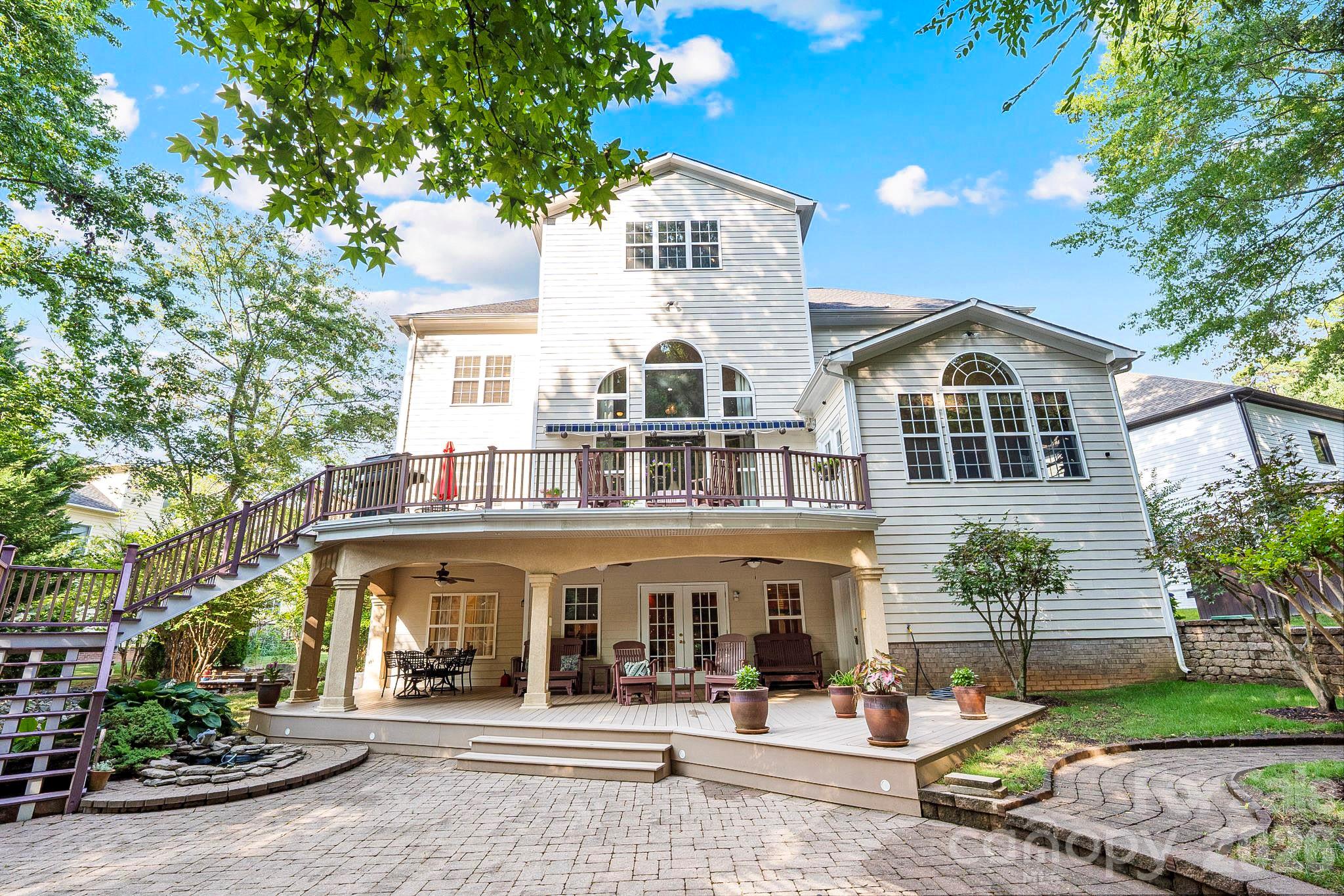 10108 Squires Way