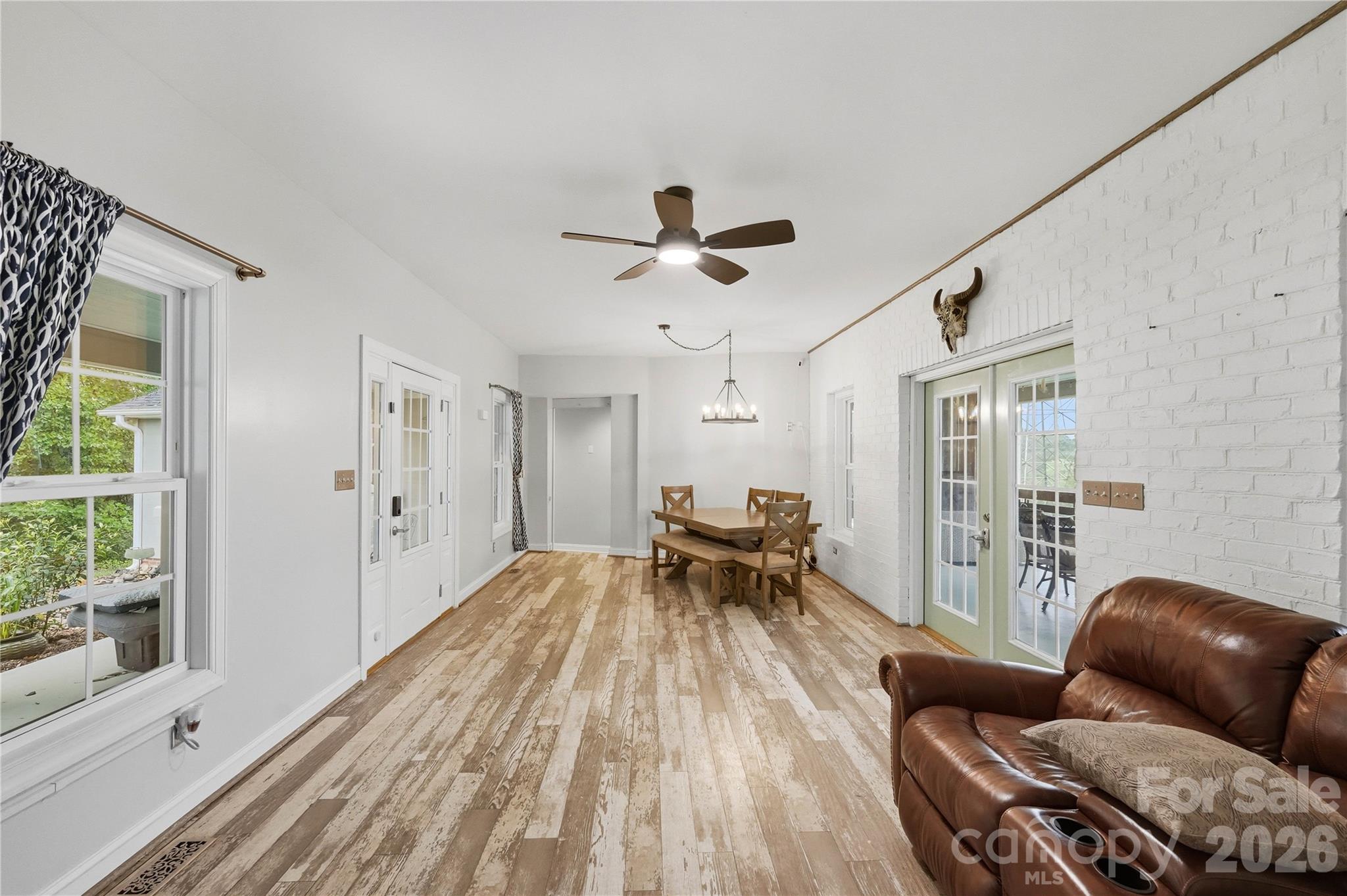 4750 Lazy Lane