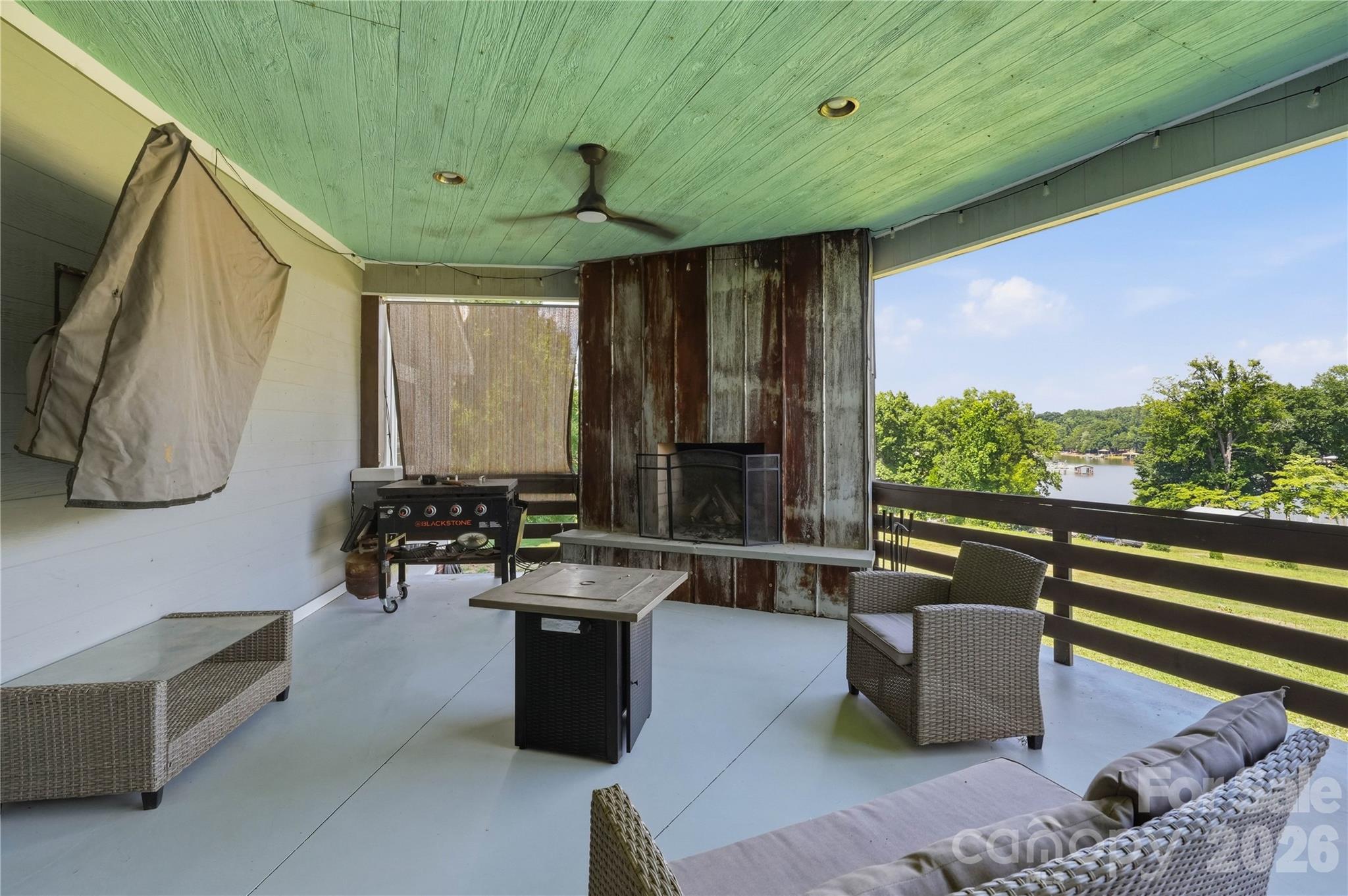 4750 Lazy Lane