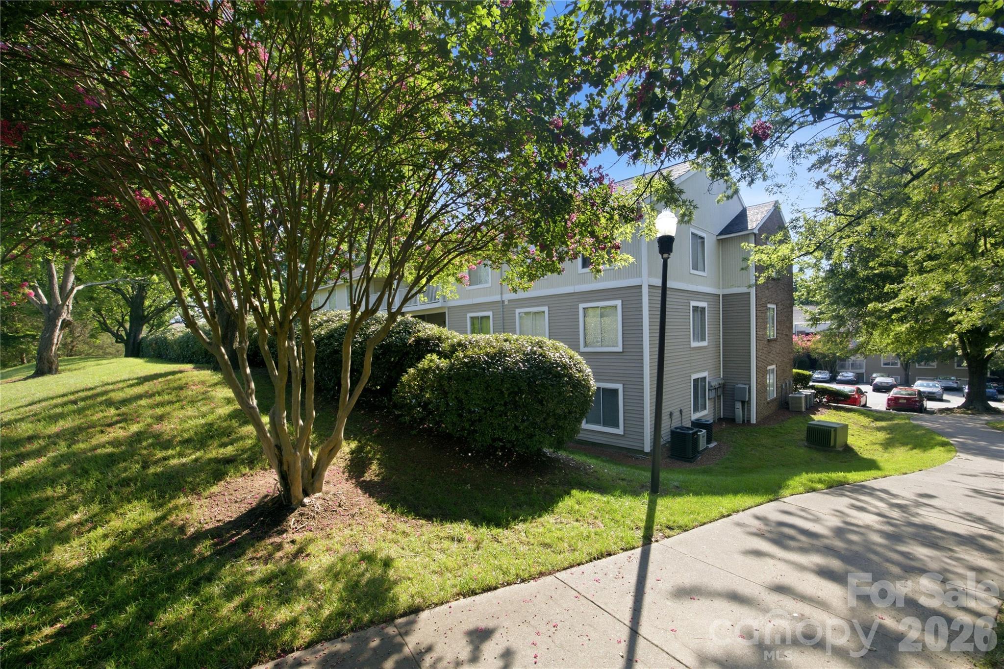 9505 University Terrace Drive Unit: B