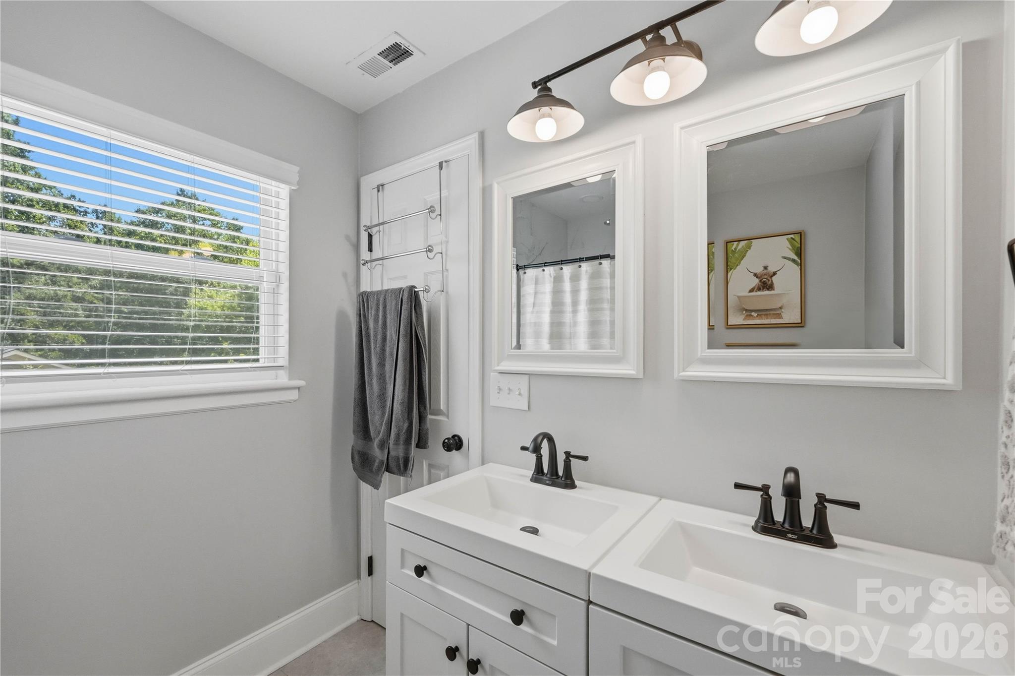 1301 Manchester Lane