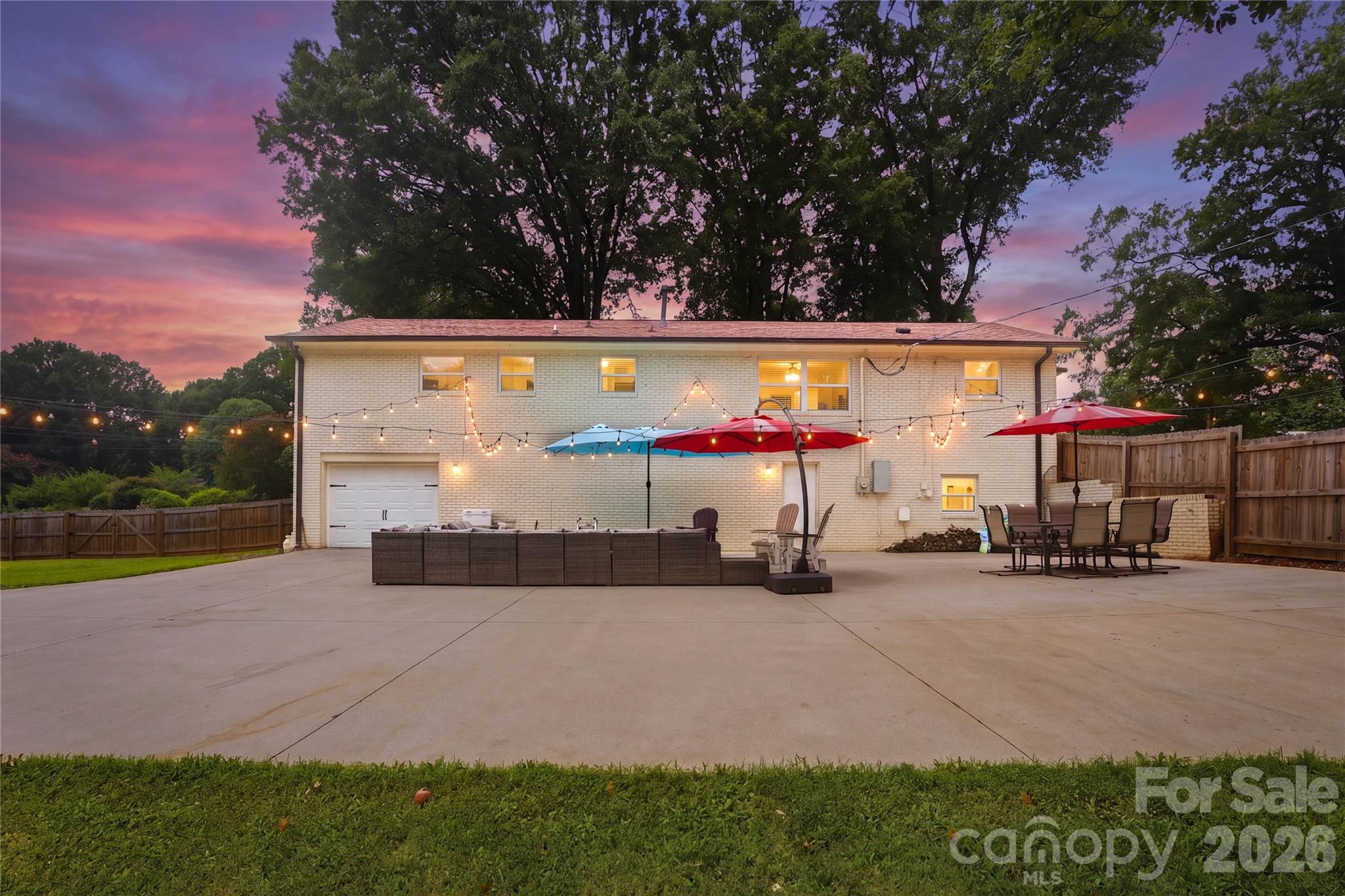 1301 Manchester Lane