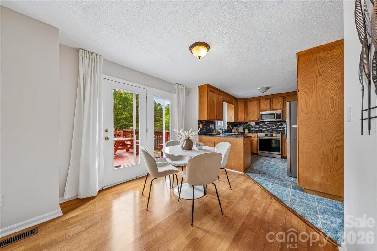 508 Watergate Circle