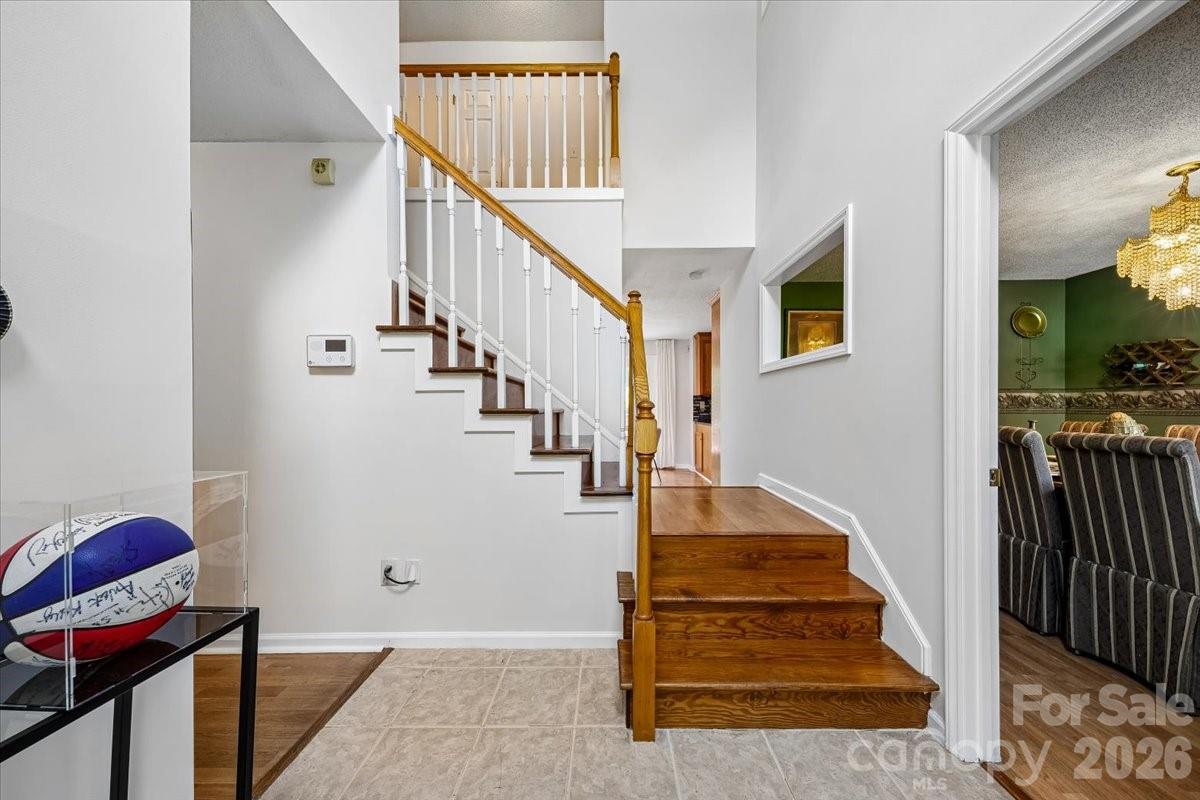 508 Watergate Circle