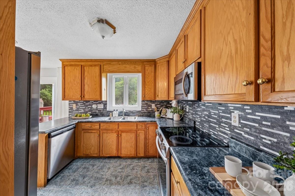 508 Watergate Circle