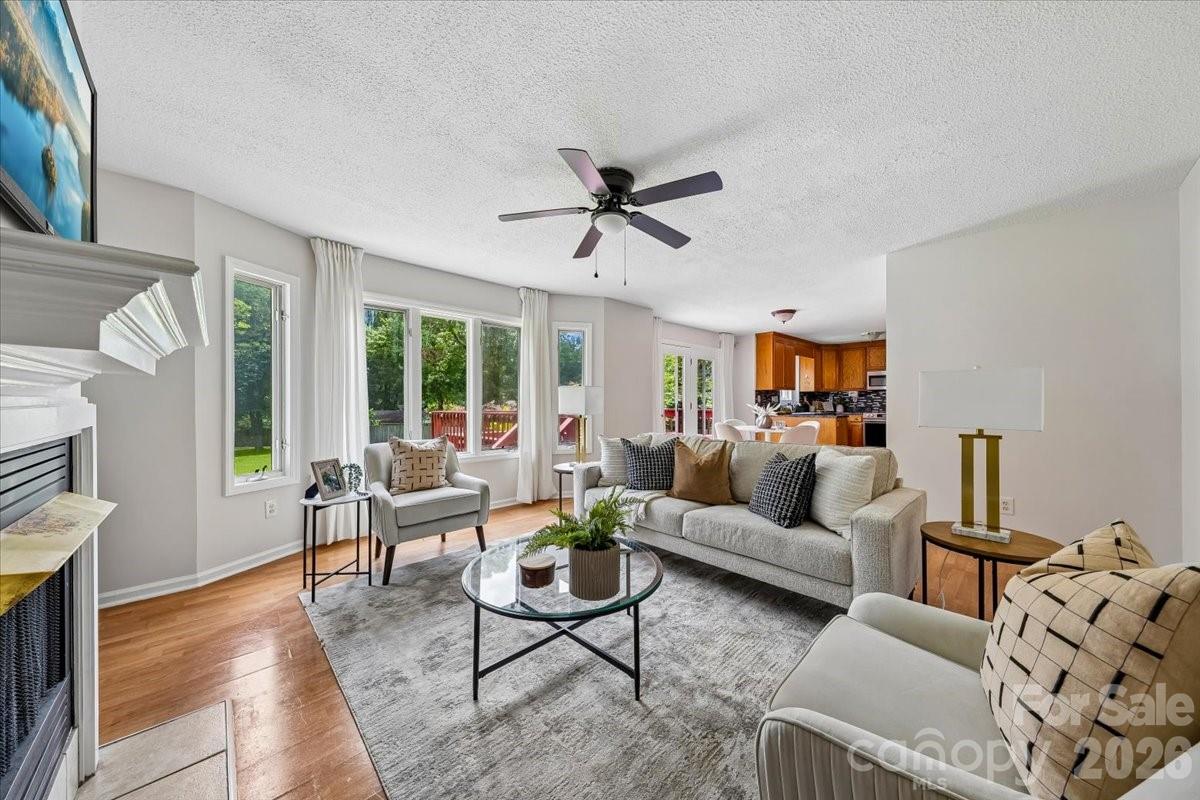 508 Watergate Circle