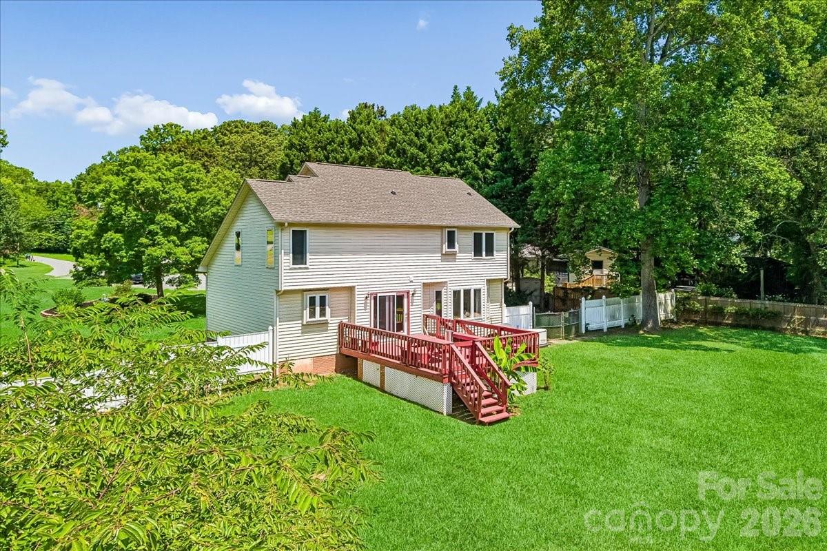 508 Watergate Circle