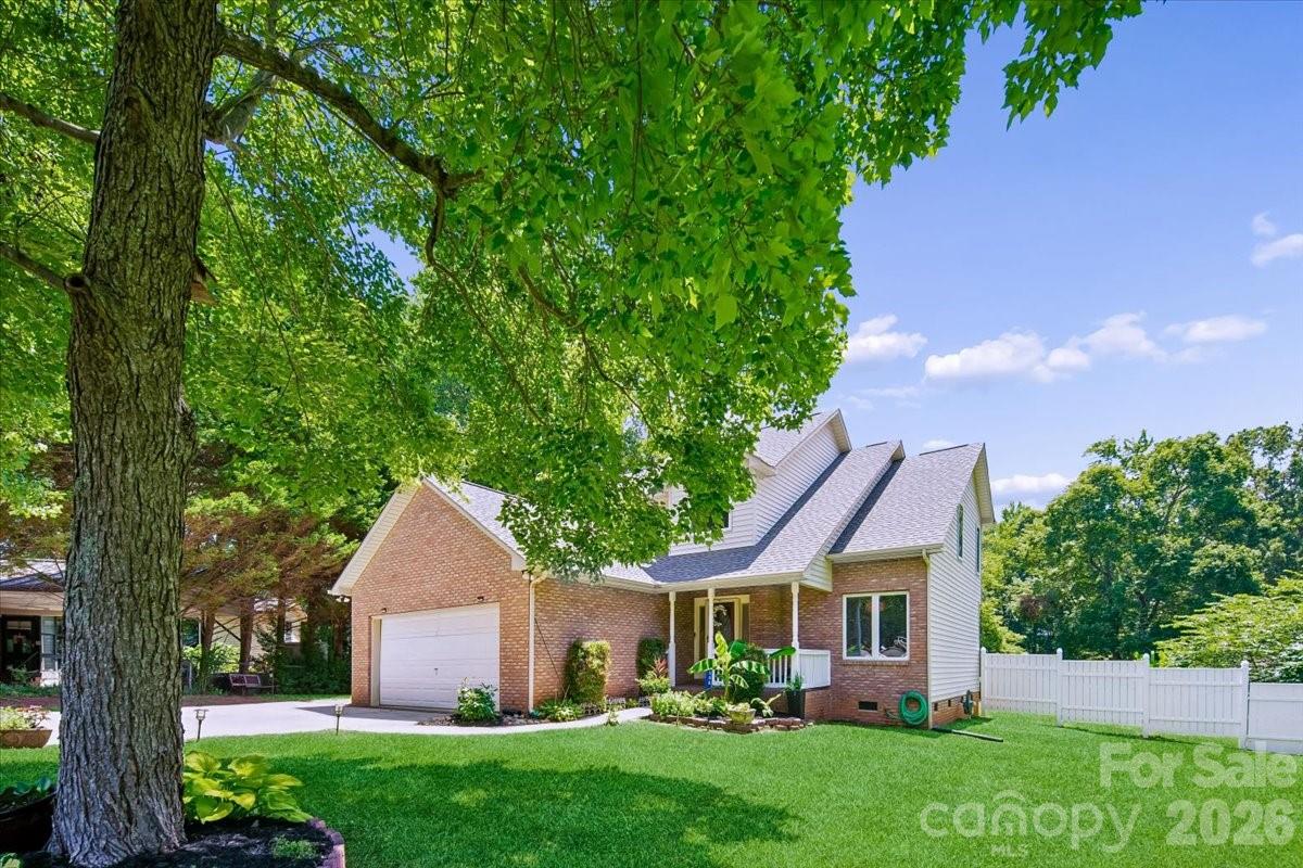 508 Watergate Circle