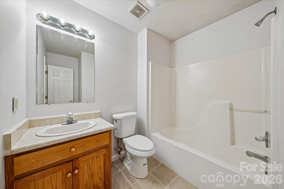 508 Watergate Circle