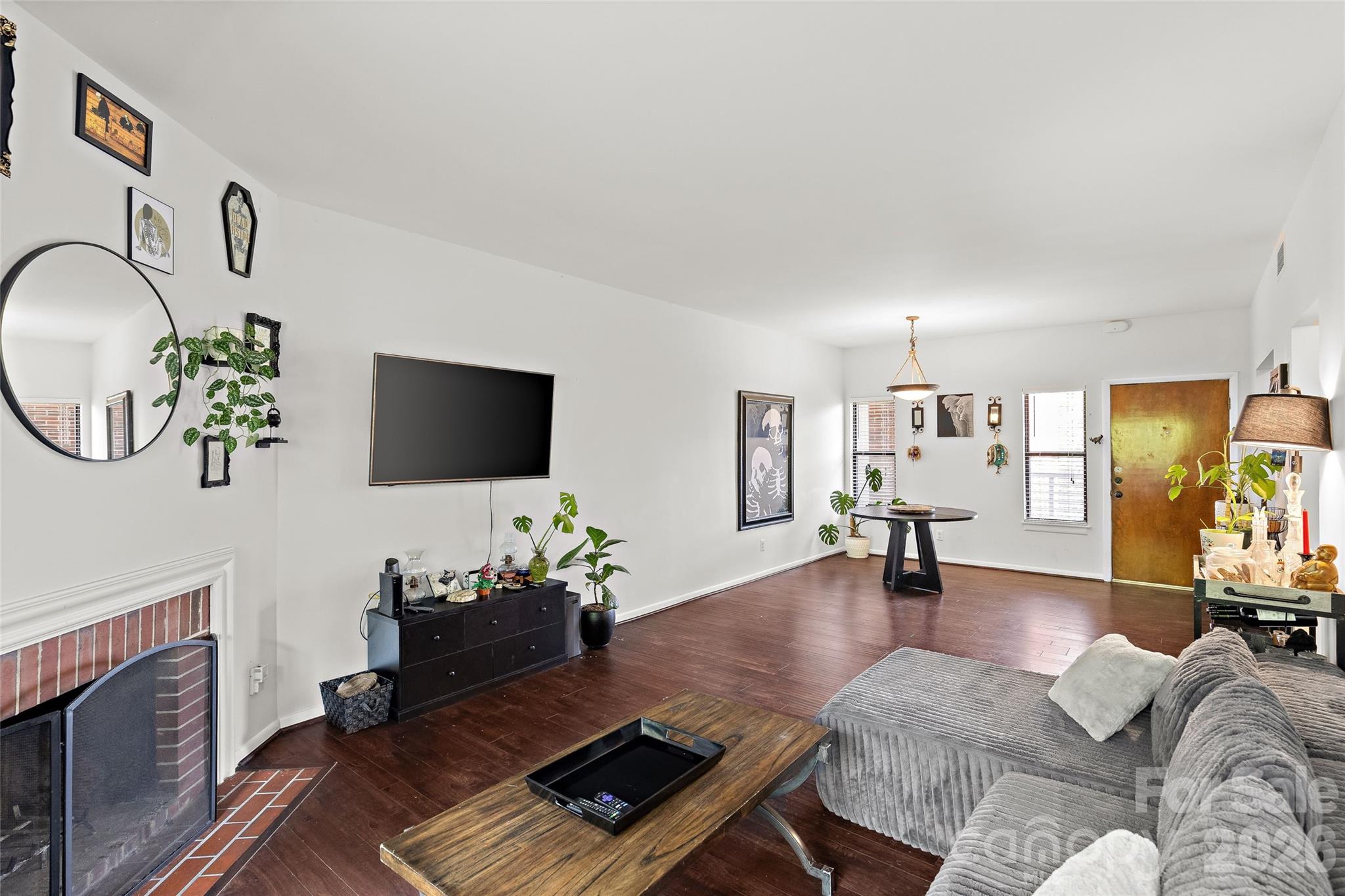 224 N Poplar Street Unit: 22