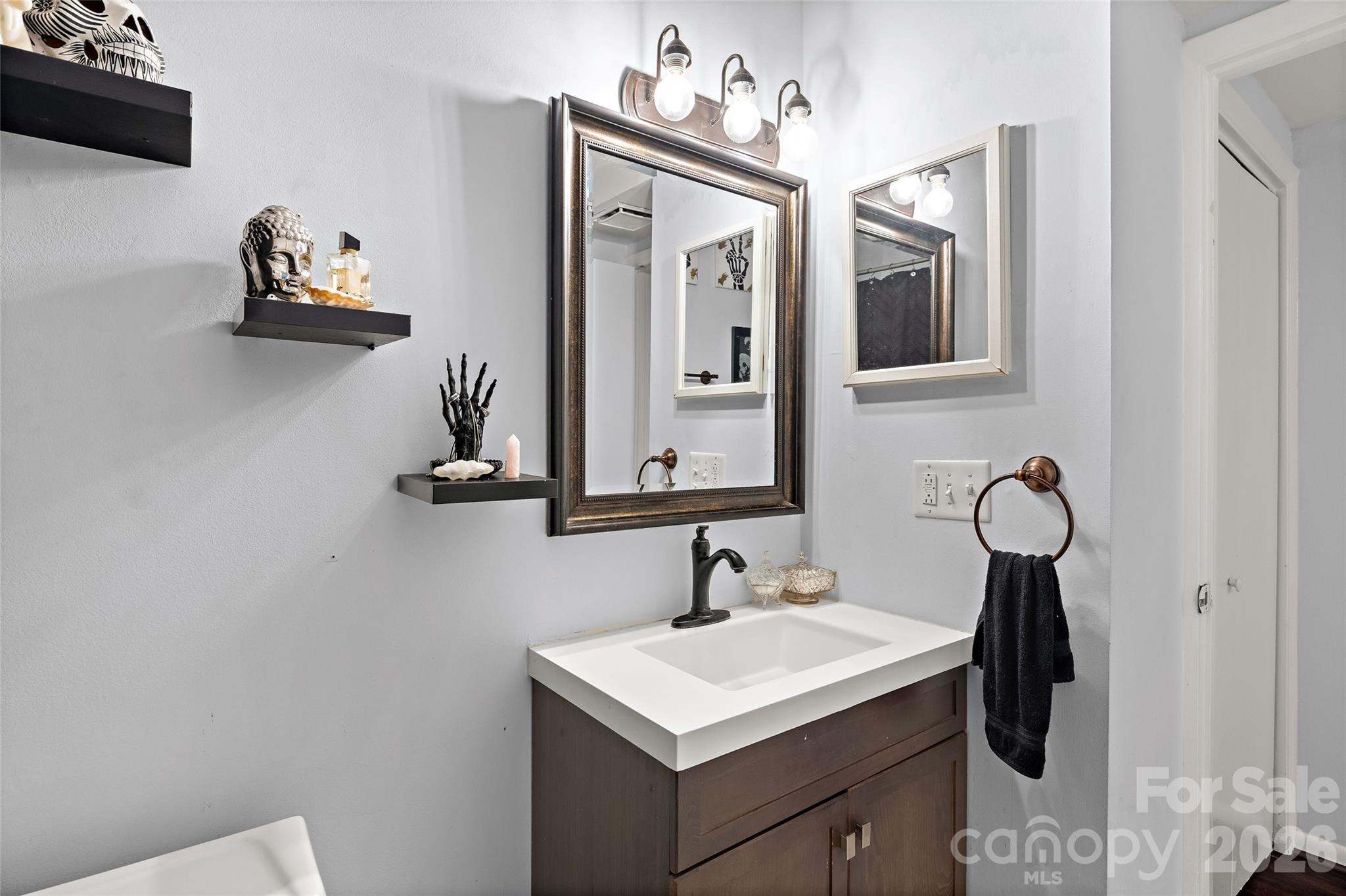 224 N Poplar Street Unit: 22