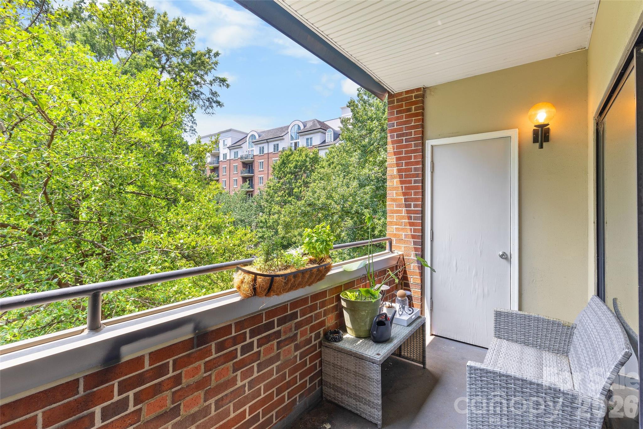 224 N Poplar Street Unit: 22