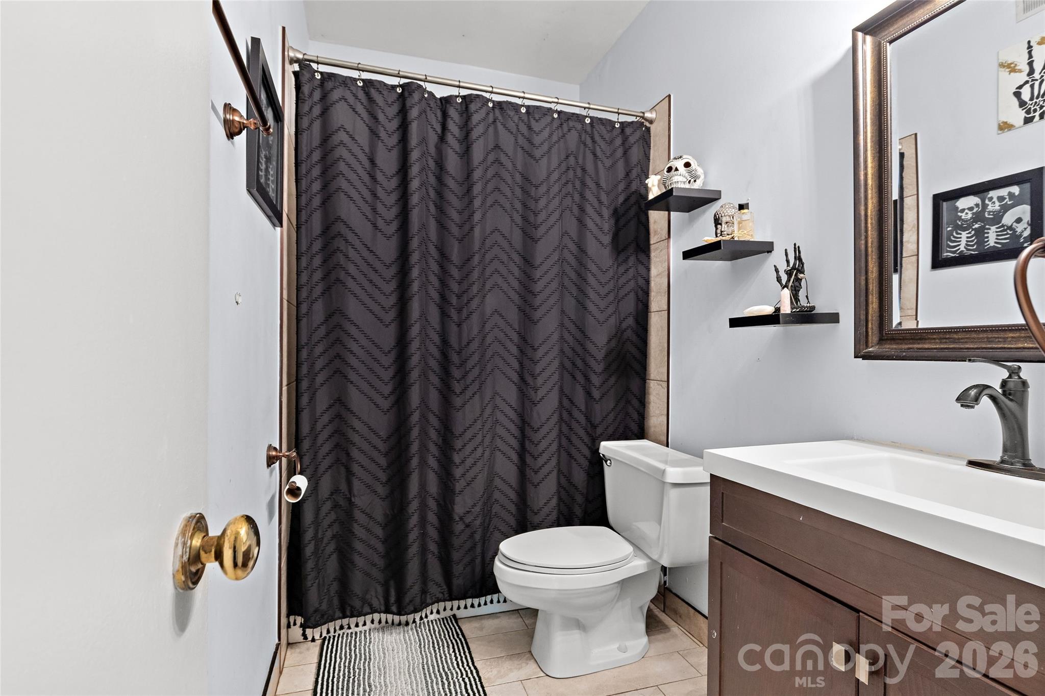 224 N Poplar Street Unit: 22