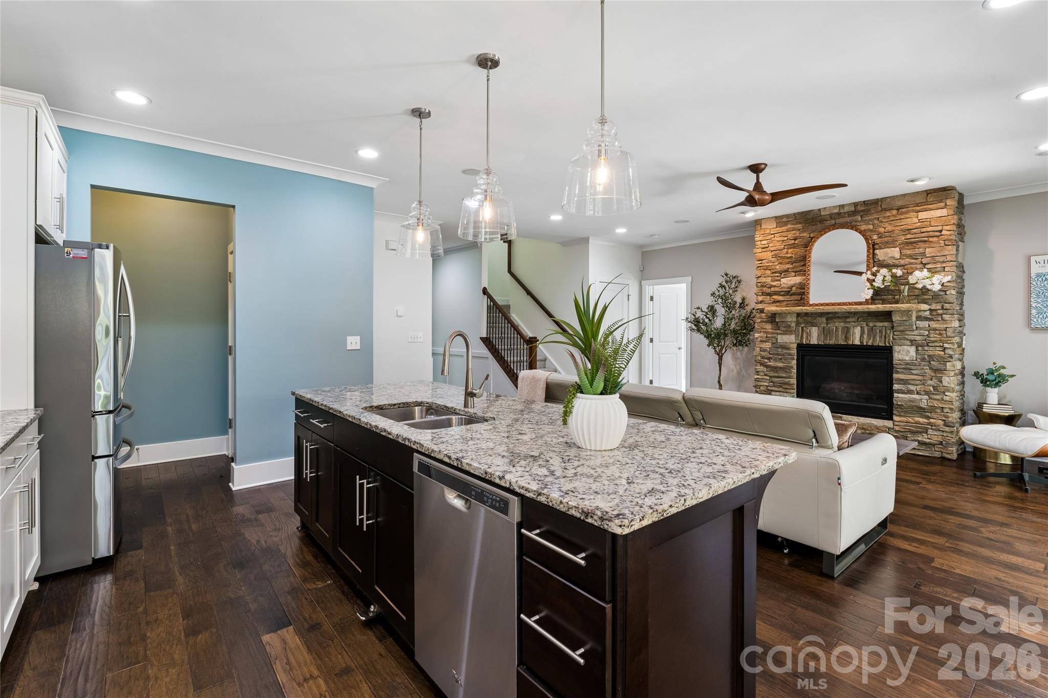 10177 Lakeshore Drive