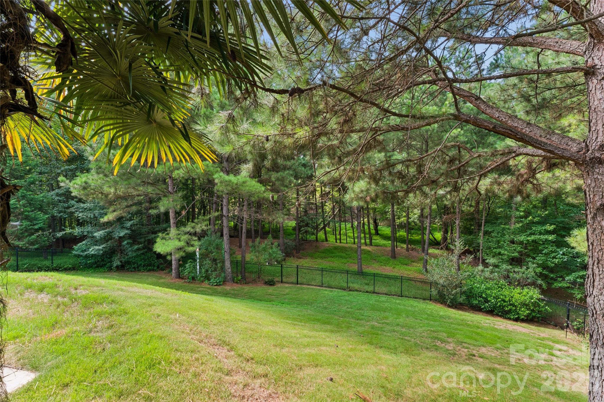 10177 Lakeshore Drive