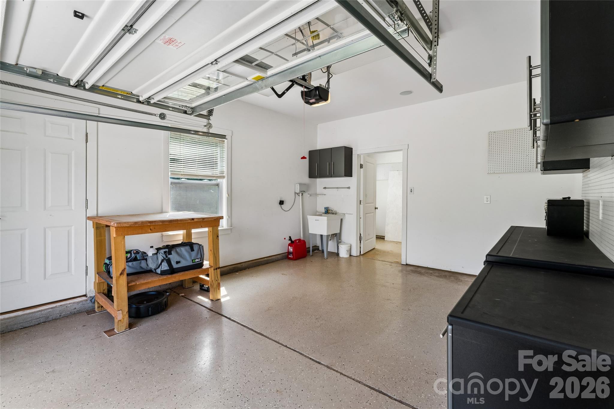 10177 Lakeshore Drive