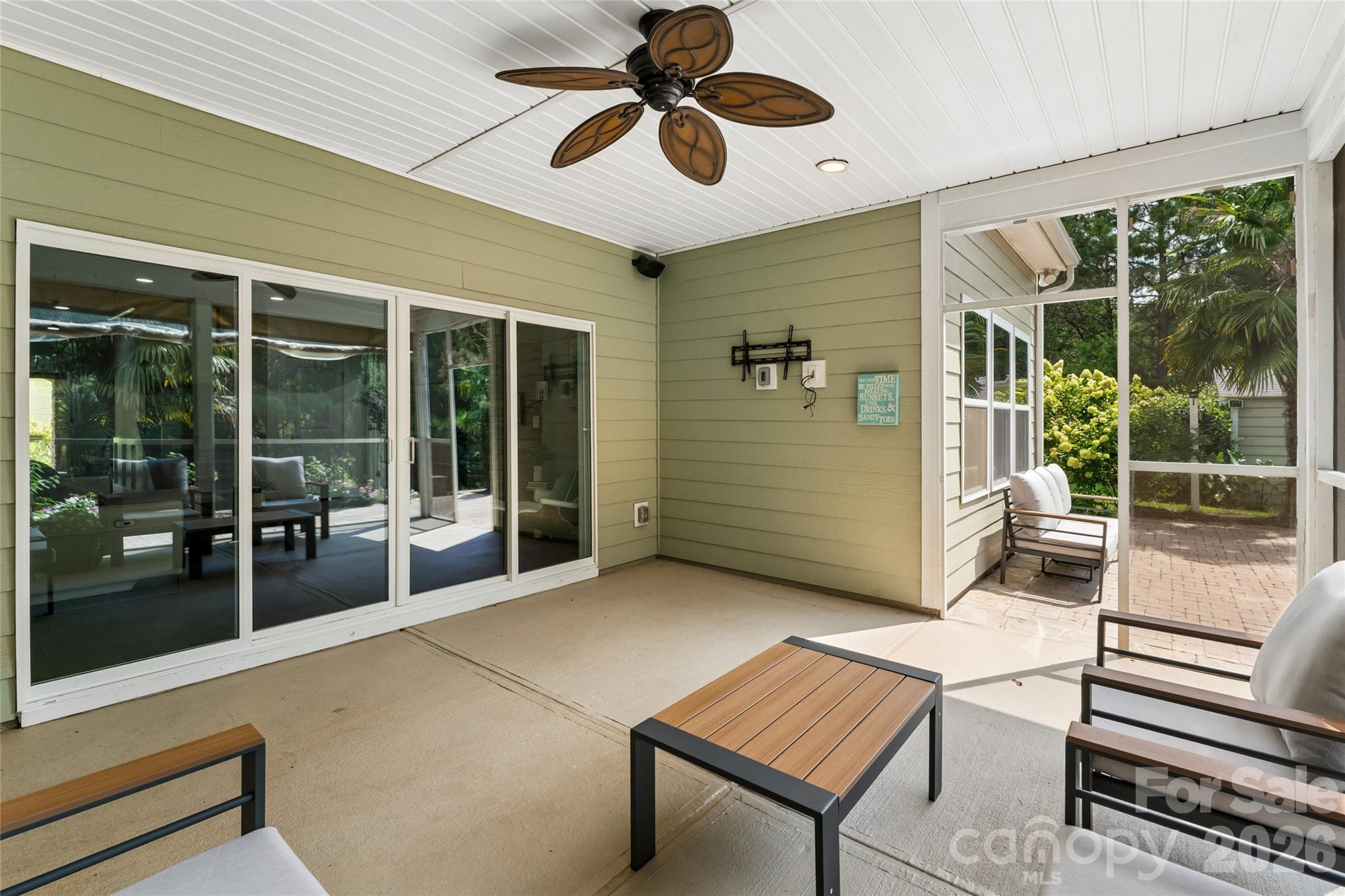 10177 Lakeshore Drive