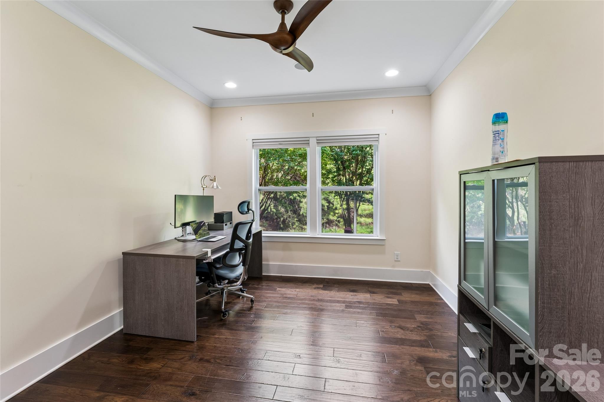 10177 Lakeshore Drive