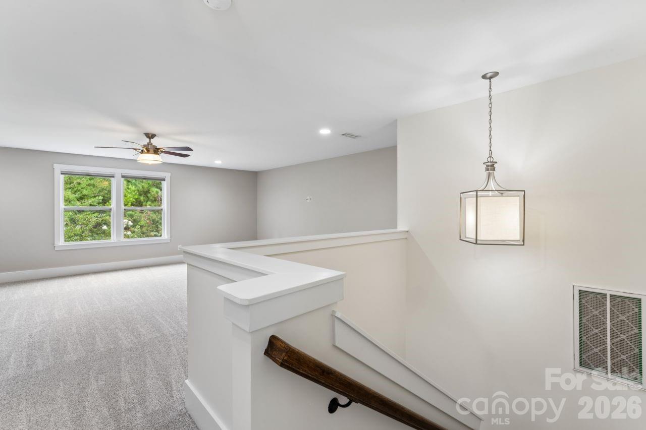 10177 Lakeshore Drive