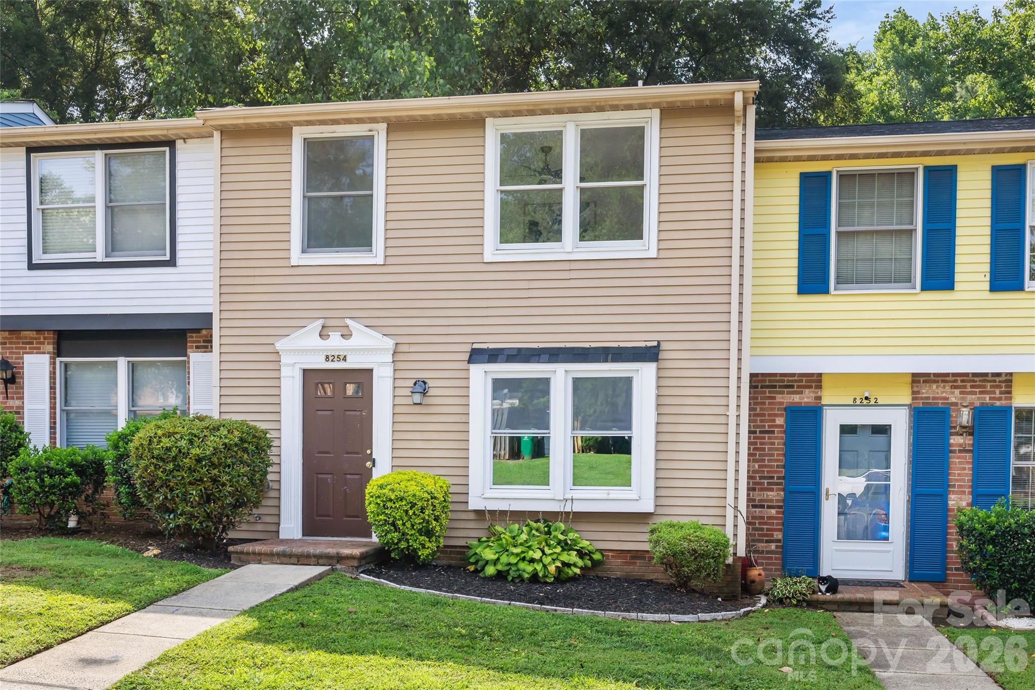 8254 Knights Bridge Road