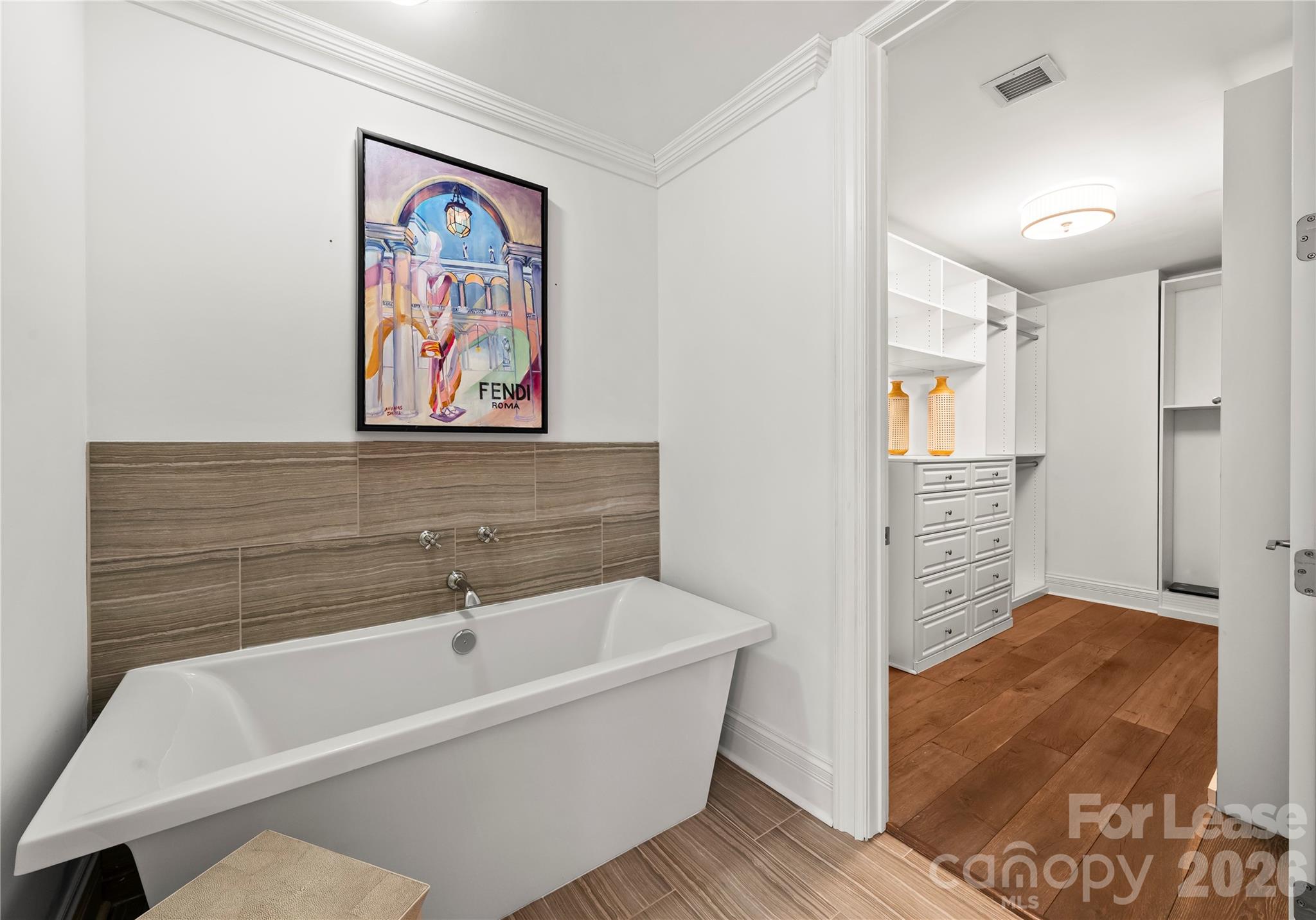 222 S Caldwell Street Unit: 2203