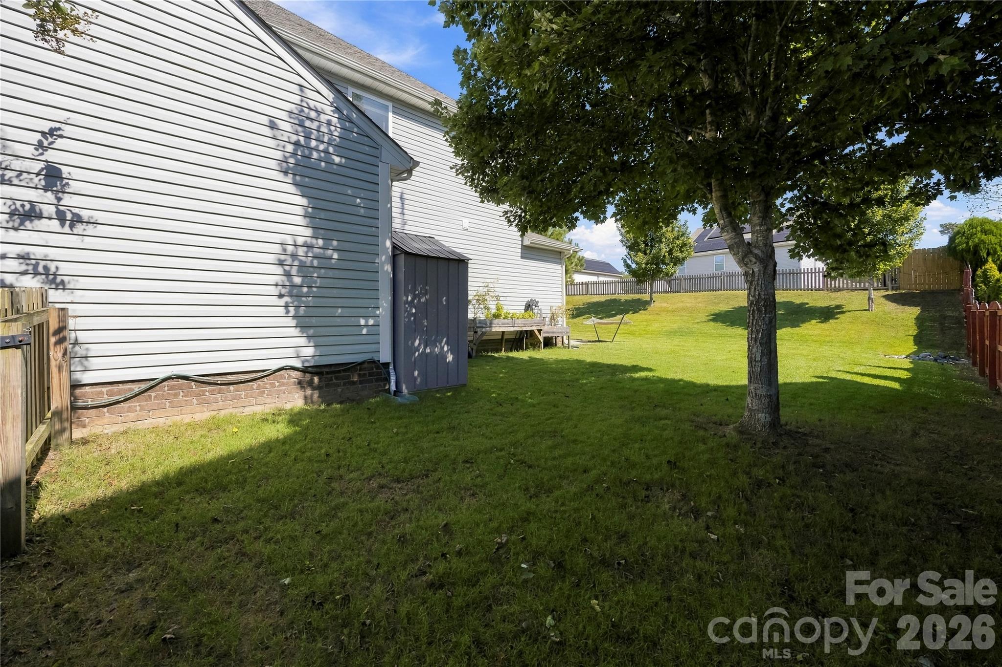 1633 Natalie Lane