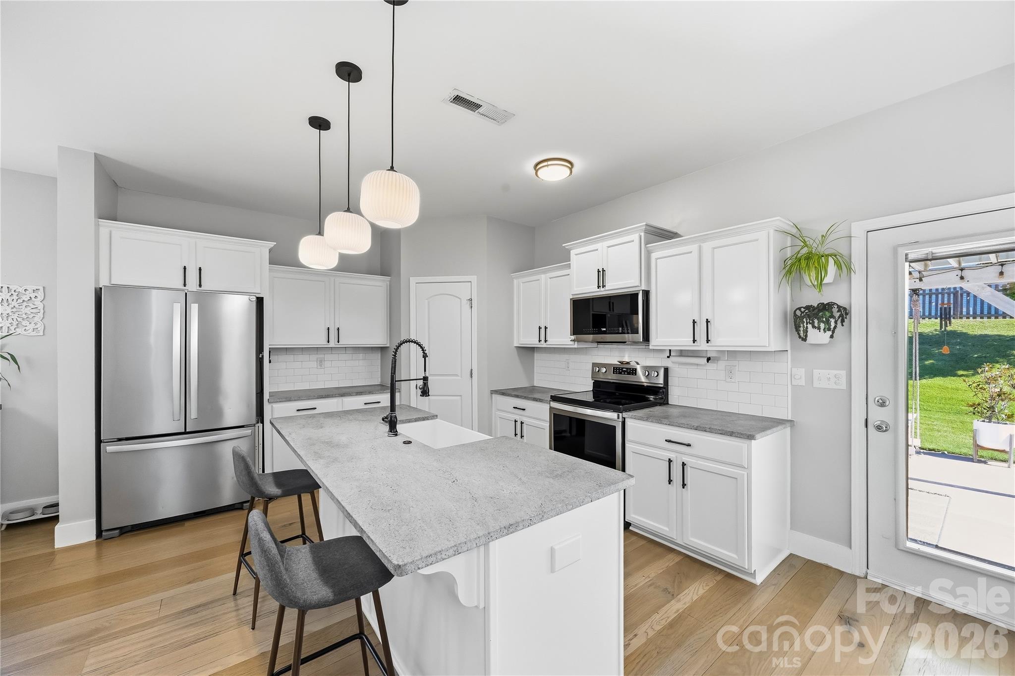 1633 Natalie Lane