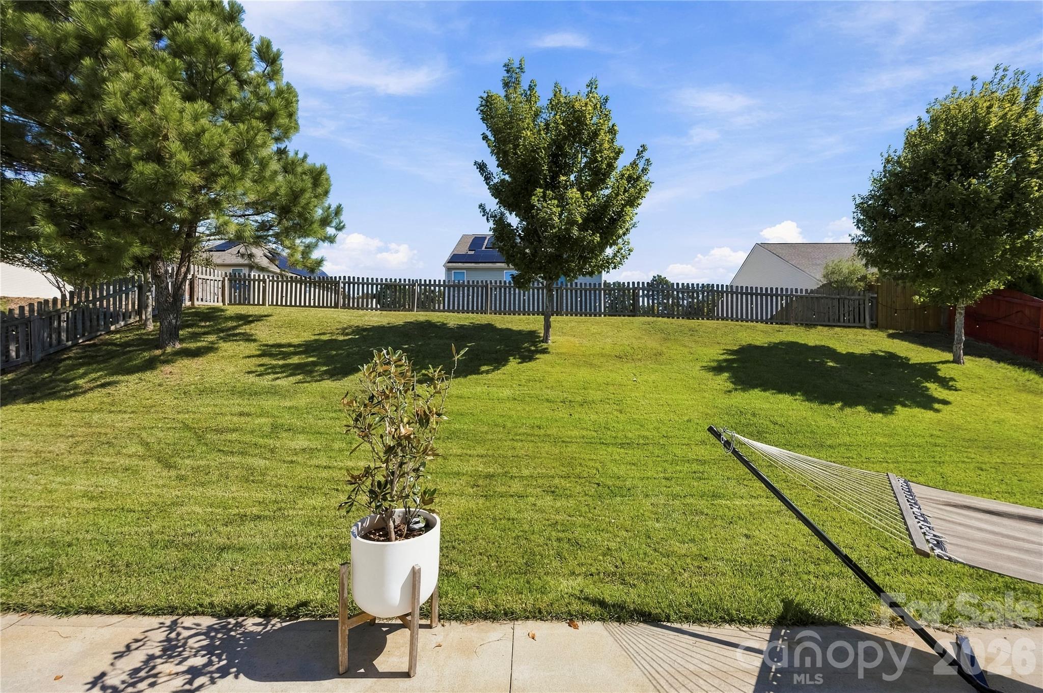 1633 Natalie Lane