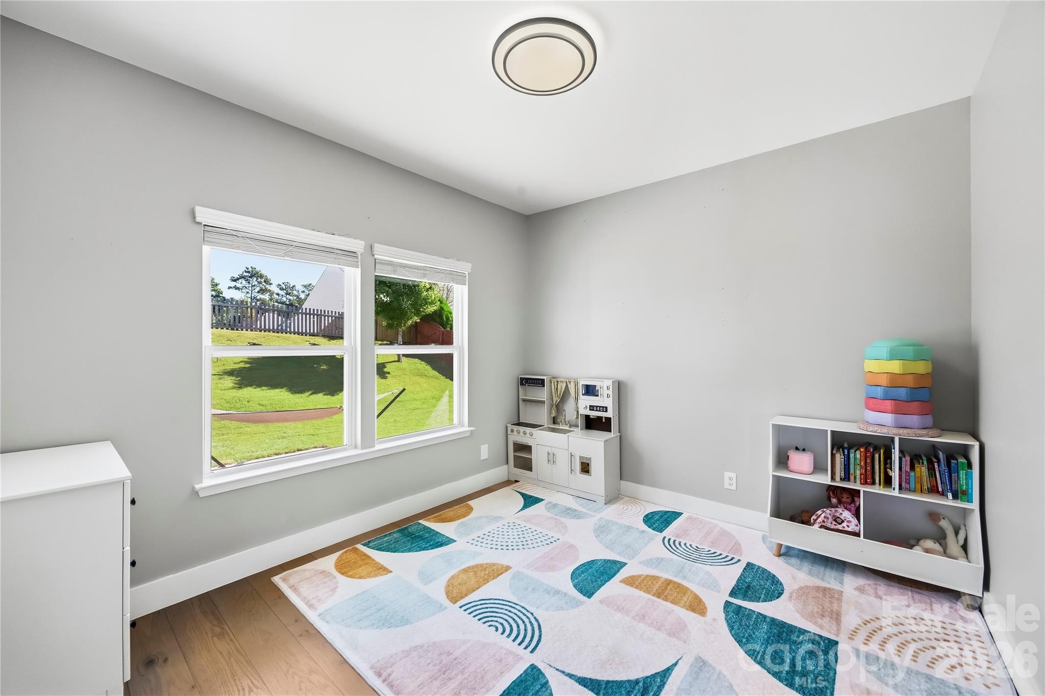 1633 Natalie Lane